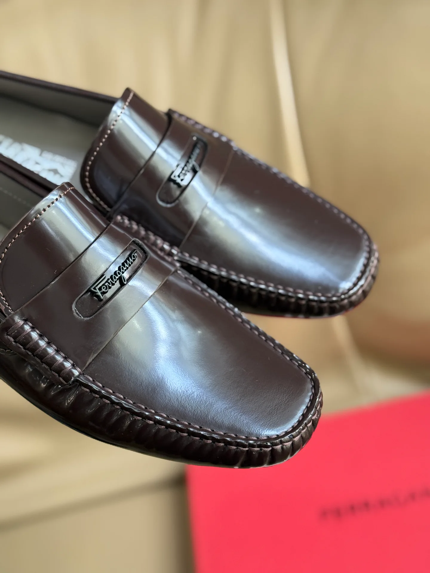 Men's Loafers And Dress Shoes SALVATORE FERRAGAMO 18117117
