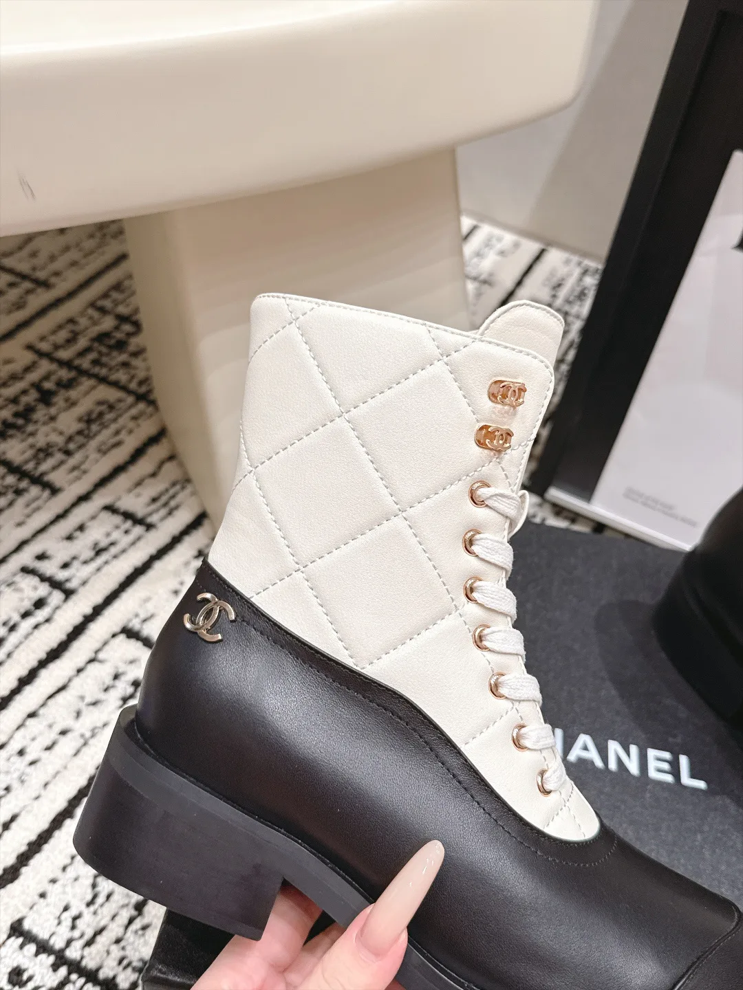 Women's Ankle Boots CHANEL 18497865