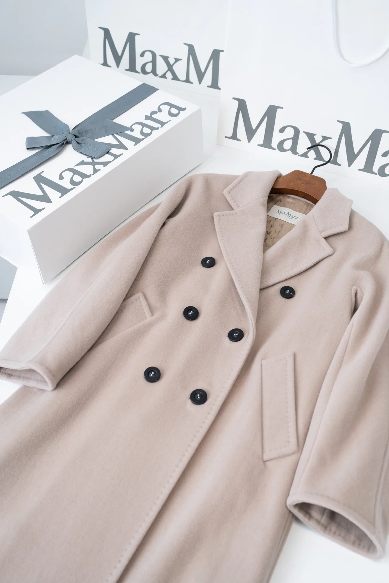 Women's Coats MAX MARA 18510400
