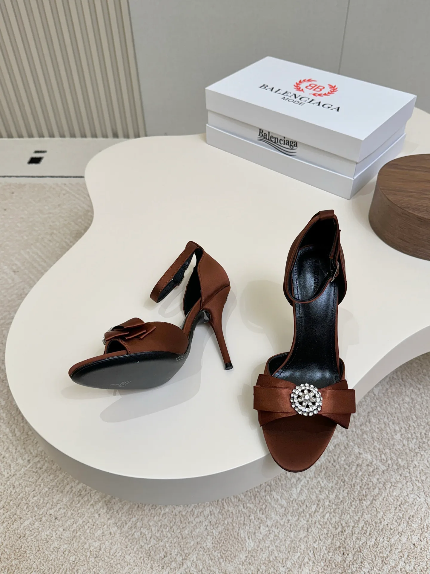 Women's Open-Toe Sandals BALENCIAGA 18083172