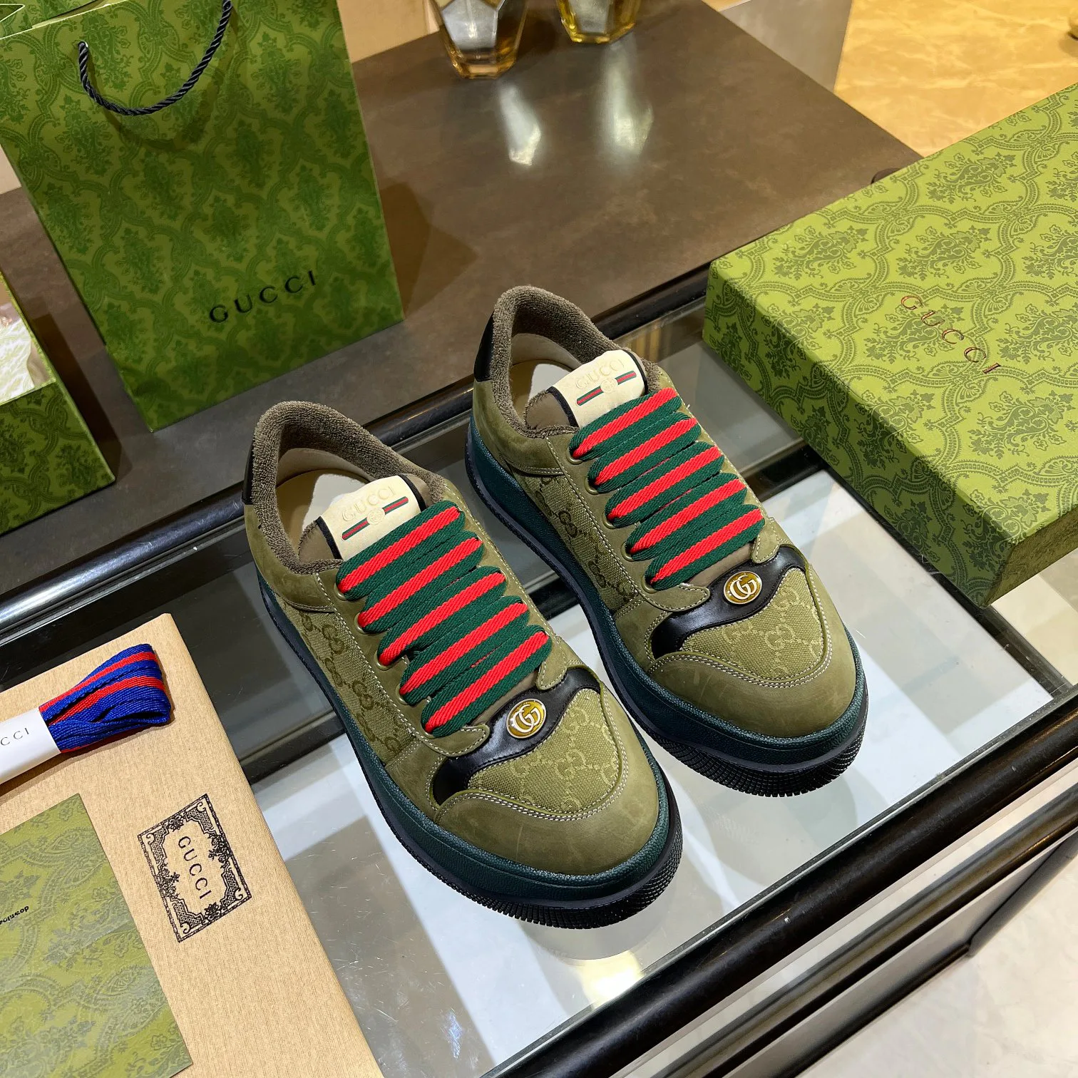 Women's Sneakers GUCCI 17955439
