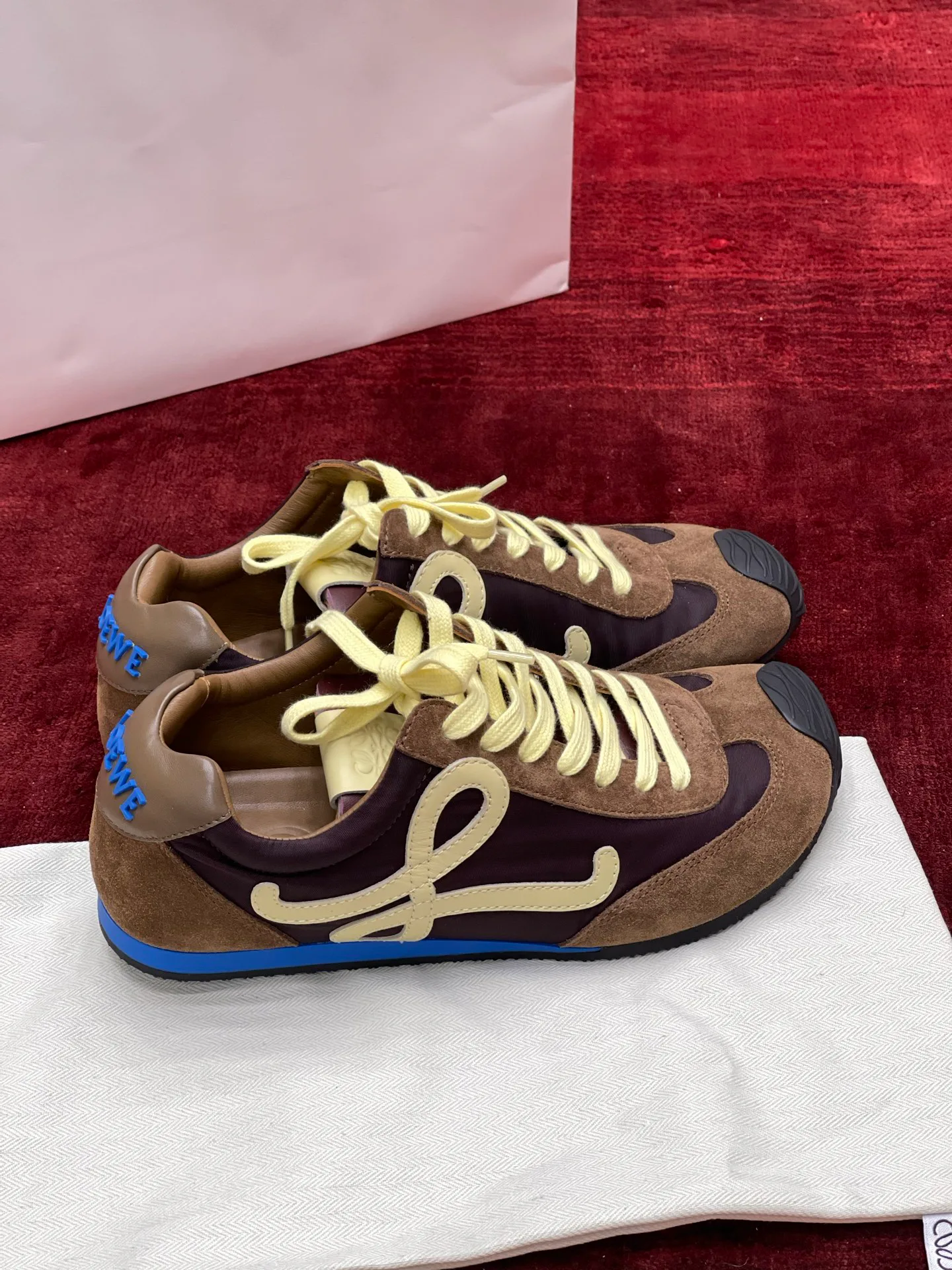 Women's Sneakers LOEWE 18191689