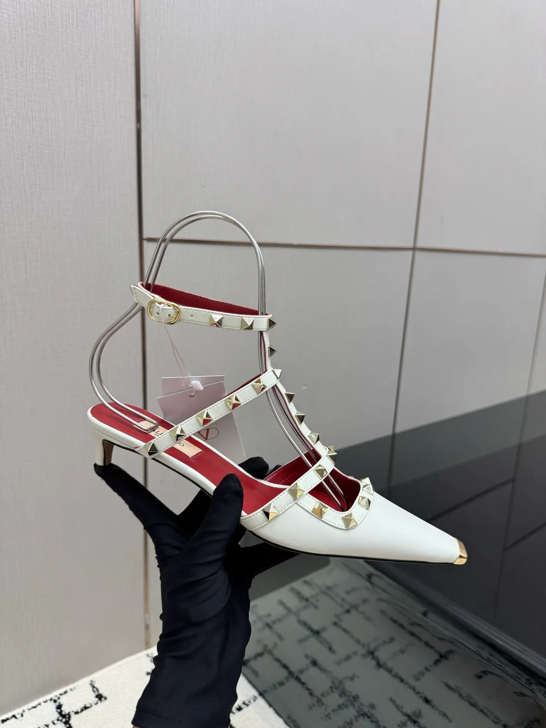 Women's Open-Toe Sandals VALENTINO 17594503