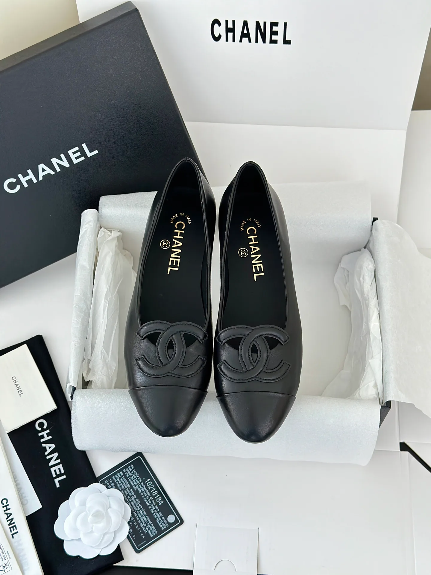 Women's Ballet Flats CHANEL 18143033