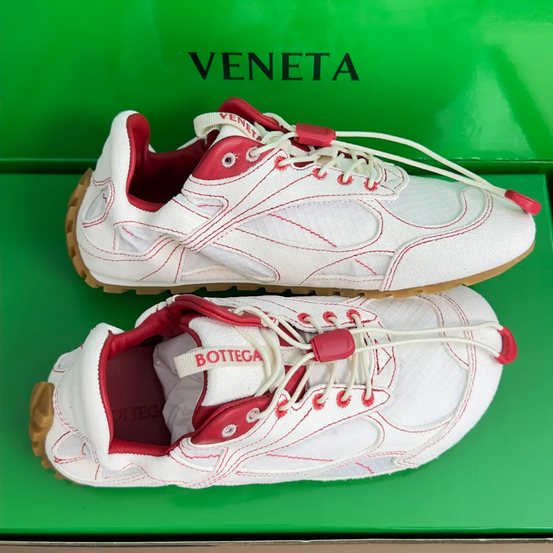 Women's Sneakers BOTTEGA VENETA 17771981