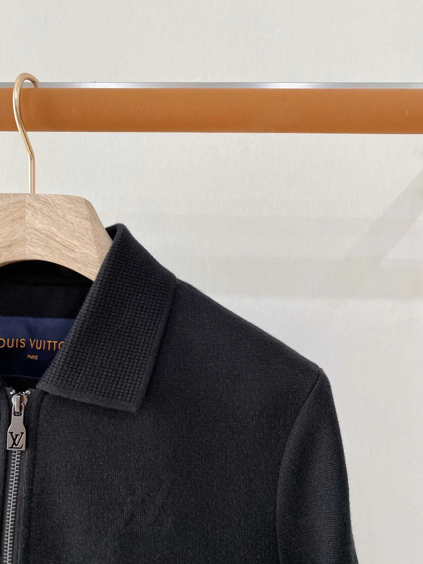 Men's Jackets And Down Jackets LOUIS VUITTON 18368828