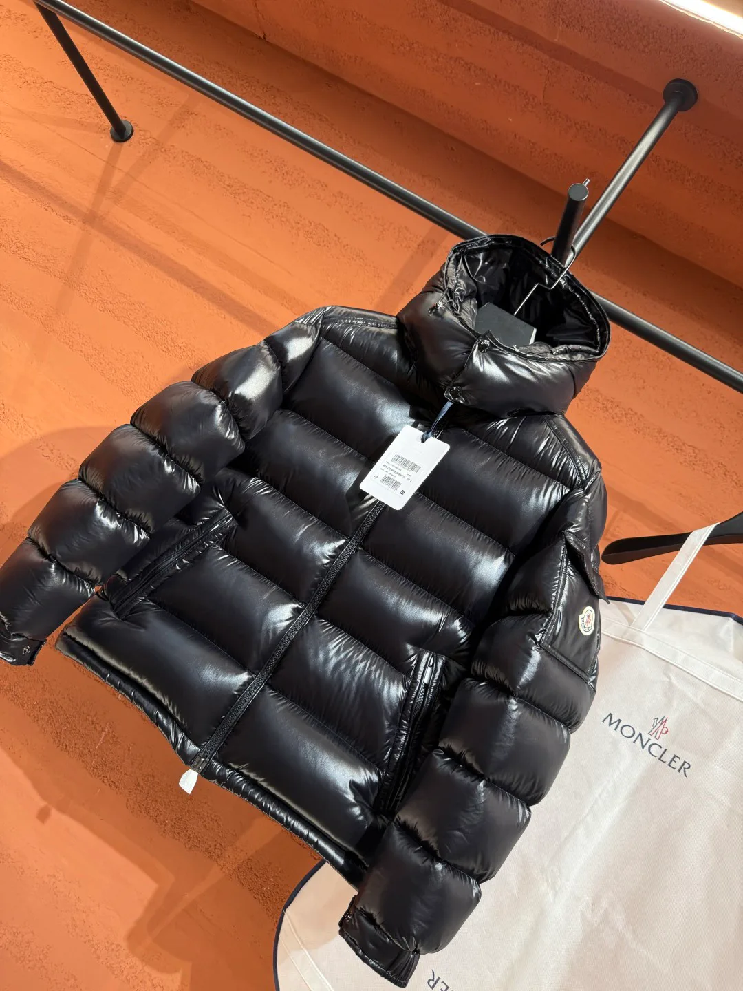 Men's Jackets And Down Jackets MONCLER 18048474