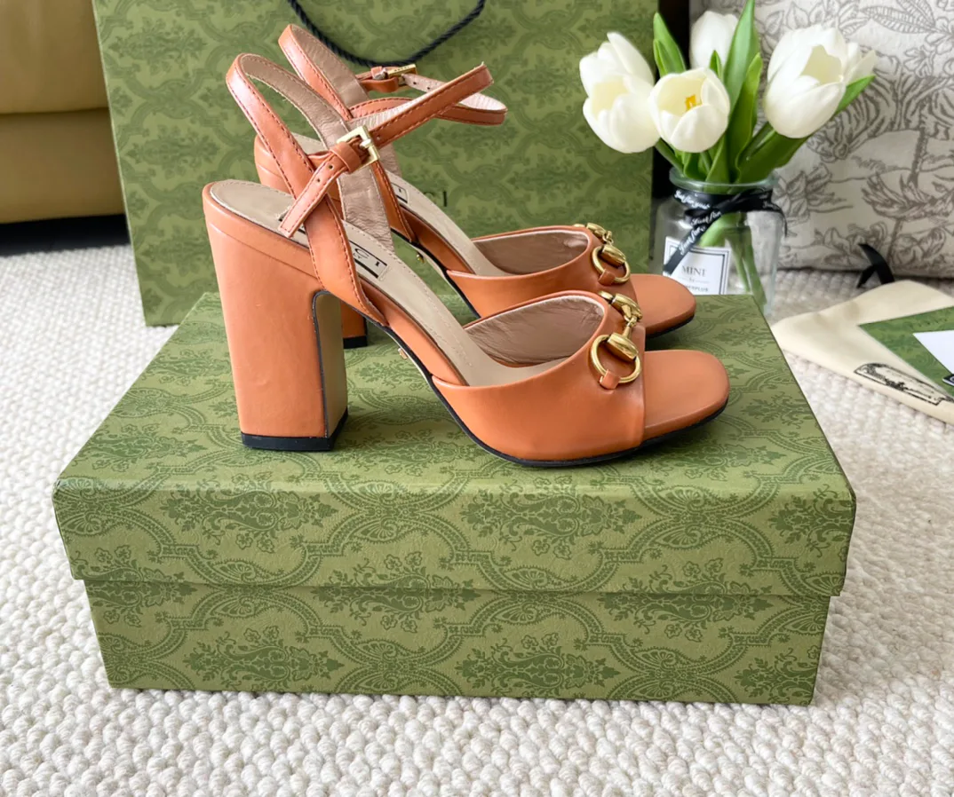 Women's Open-Toe Sandals GUCCI 17614720