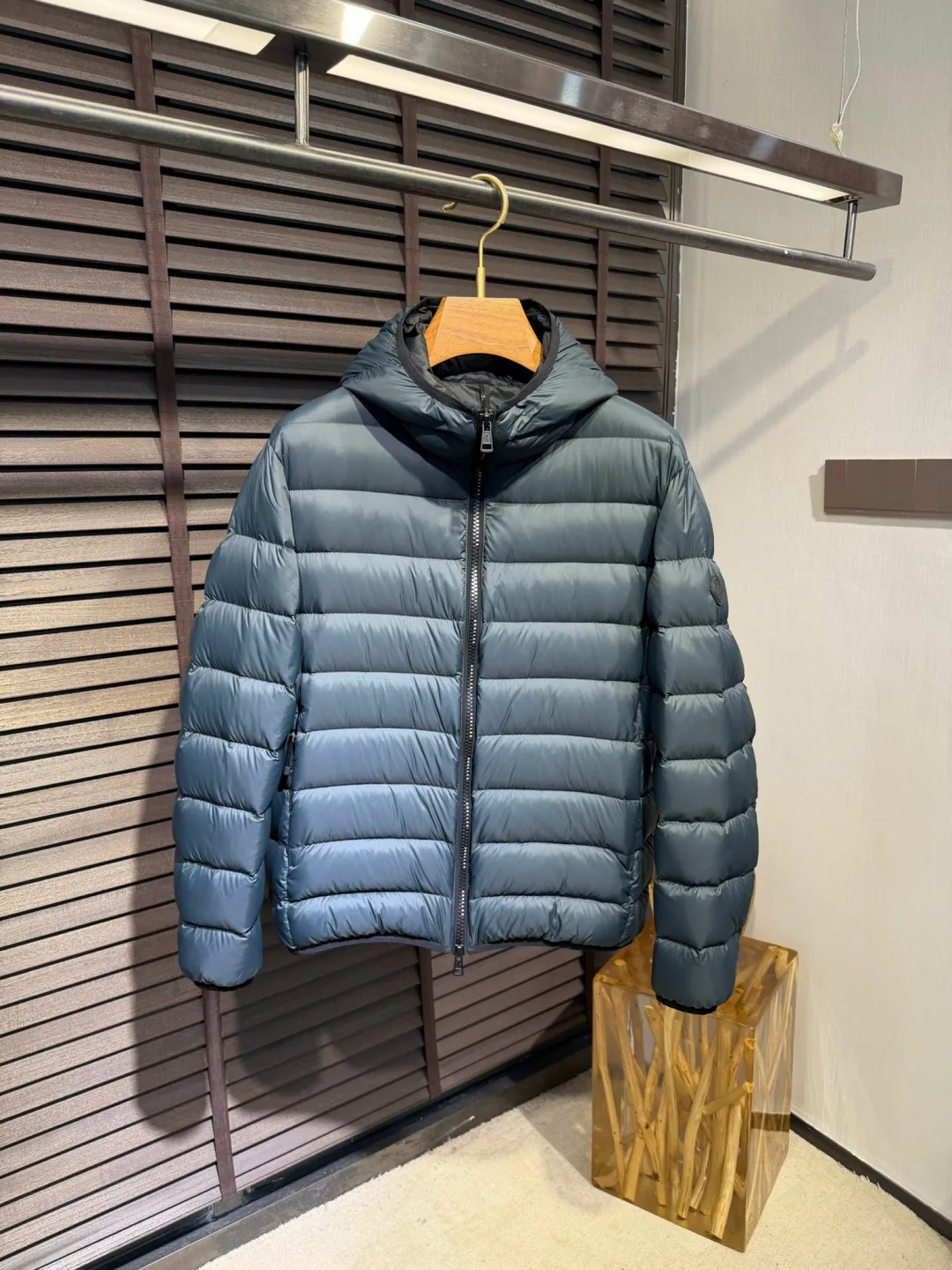 Men's Jackets And Down Jackets MONCLER 18361307