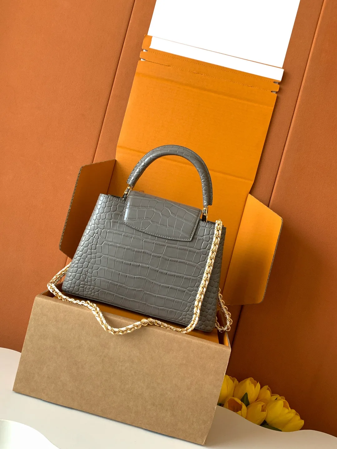 Women's Classic Handbags LOUIS VUITTON 18520939