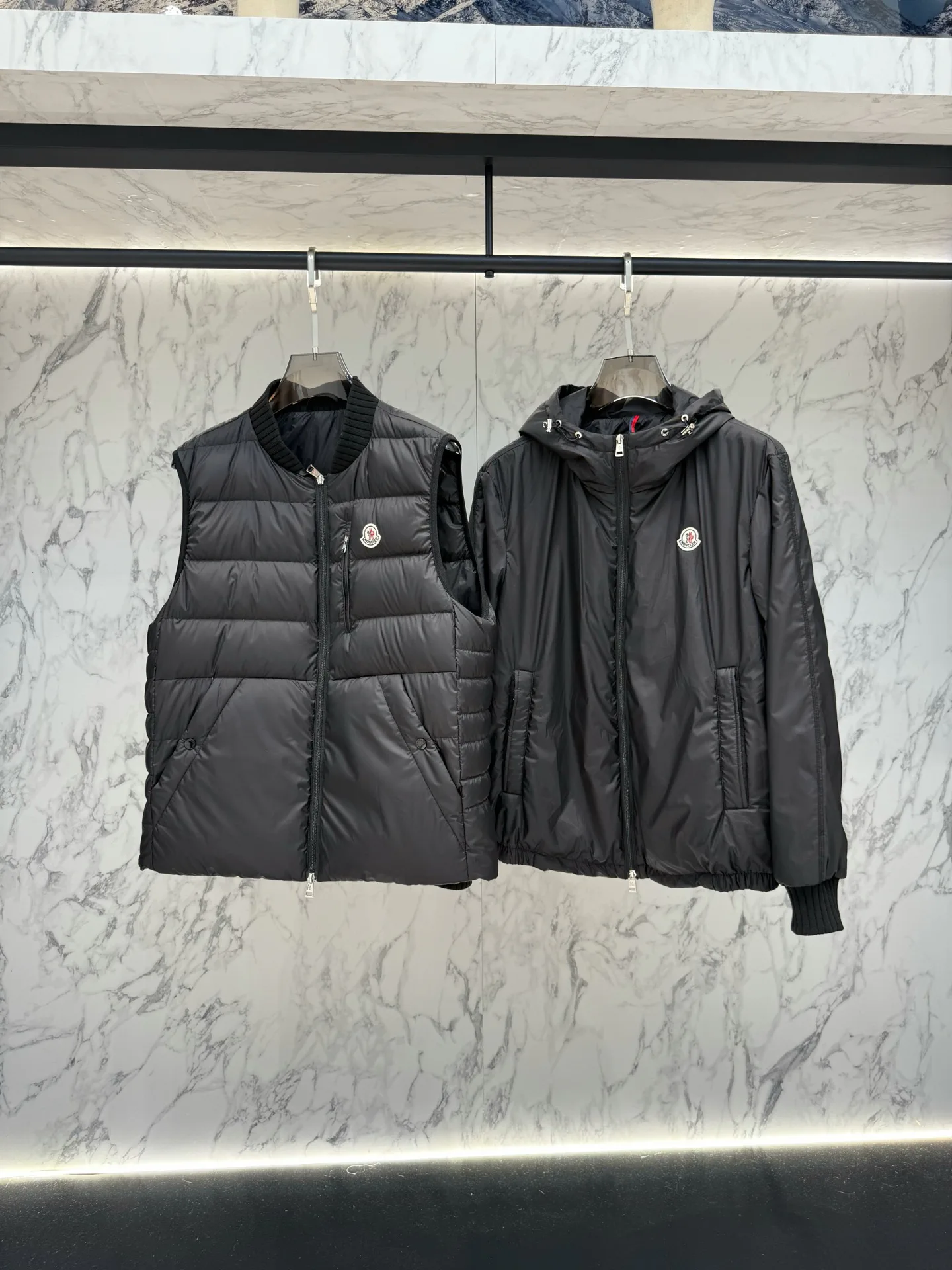 Men's Jackets And Down Jackets MONCLER 17808984