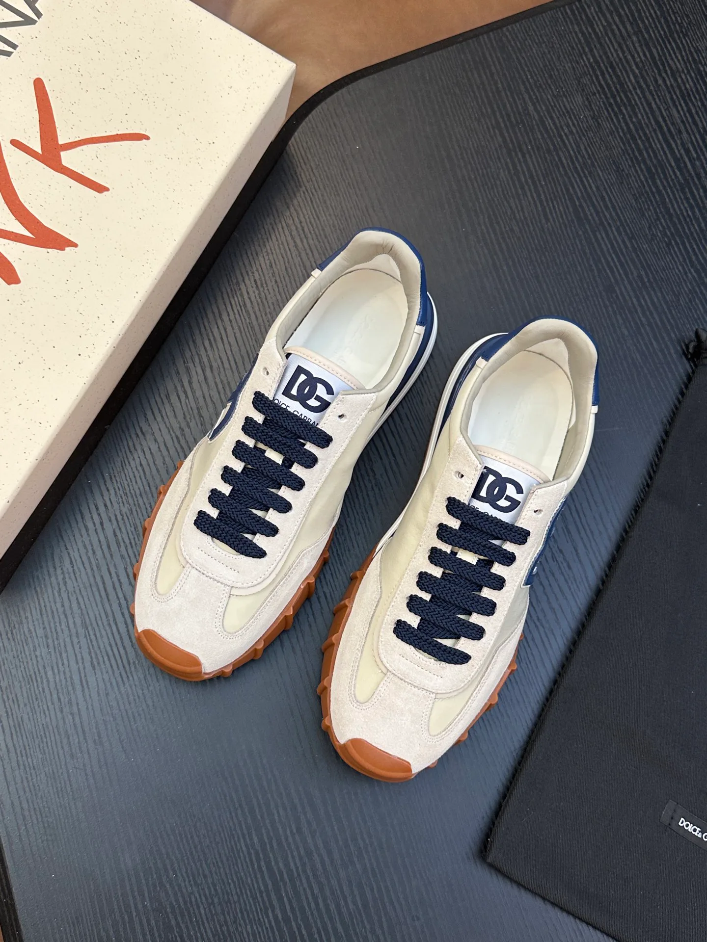 Men's Sneakers DOLCE & GABBANA 18018211