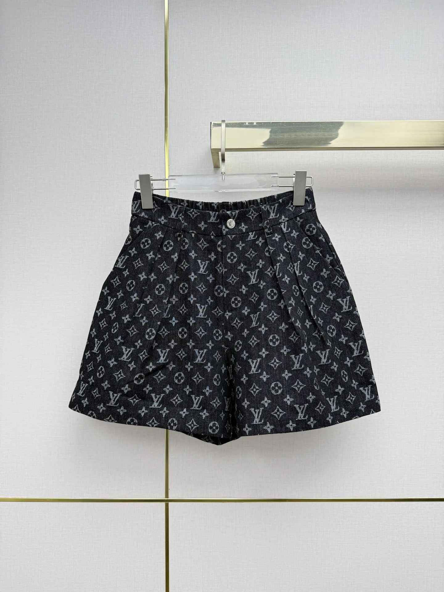 Women's T-Shirts LOUIS VUITTON 17361110