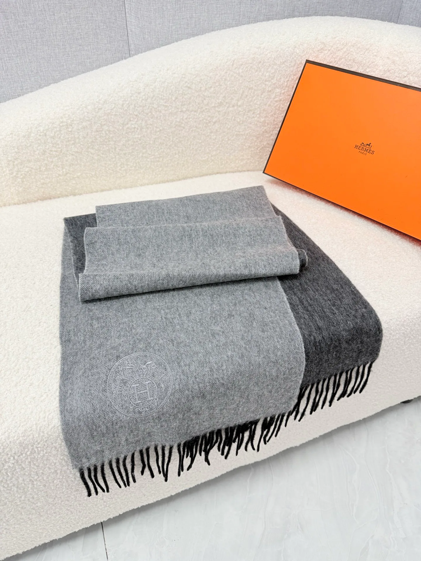 Scarves HERMES 18003363