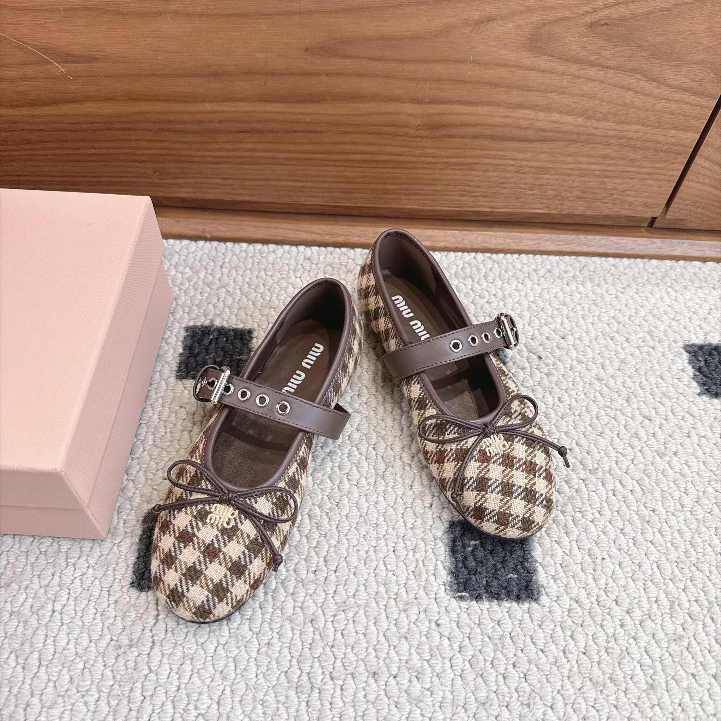 Балетки Женские Miu Miu 18613802