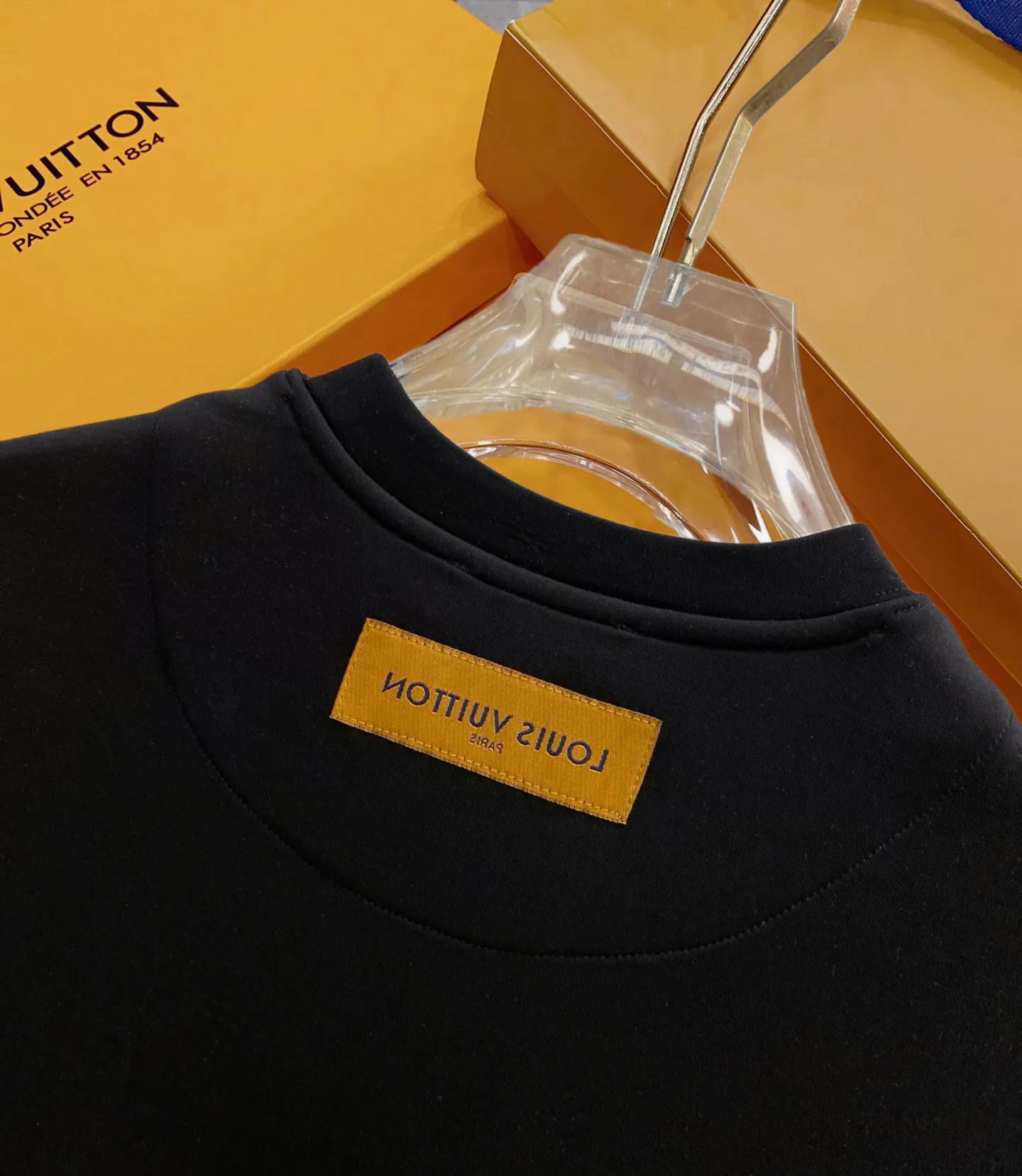Men's T-Shirts LOUIS VUITTON 17973693