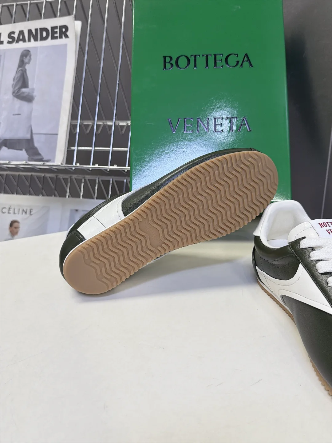 Women's Sneakers BOTTEGA VENETA 18404693