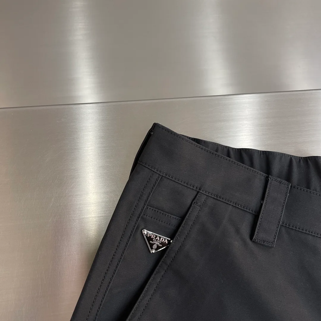Men's Trousers PRADA 18189518