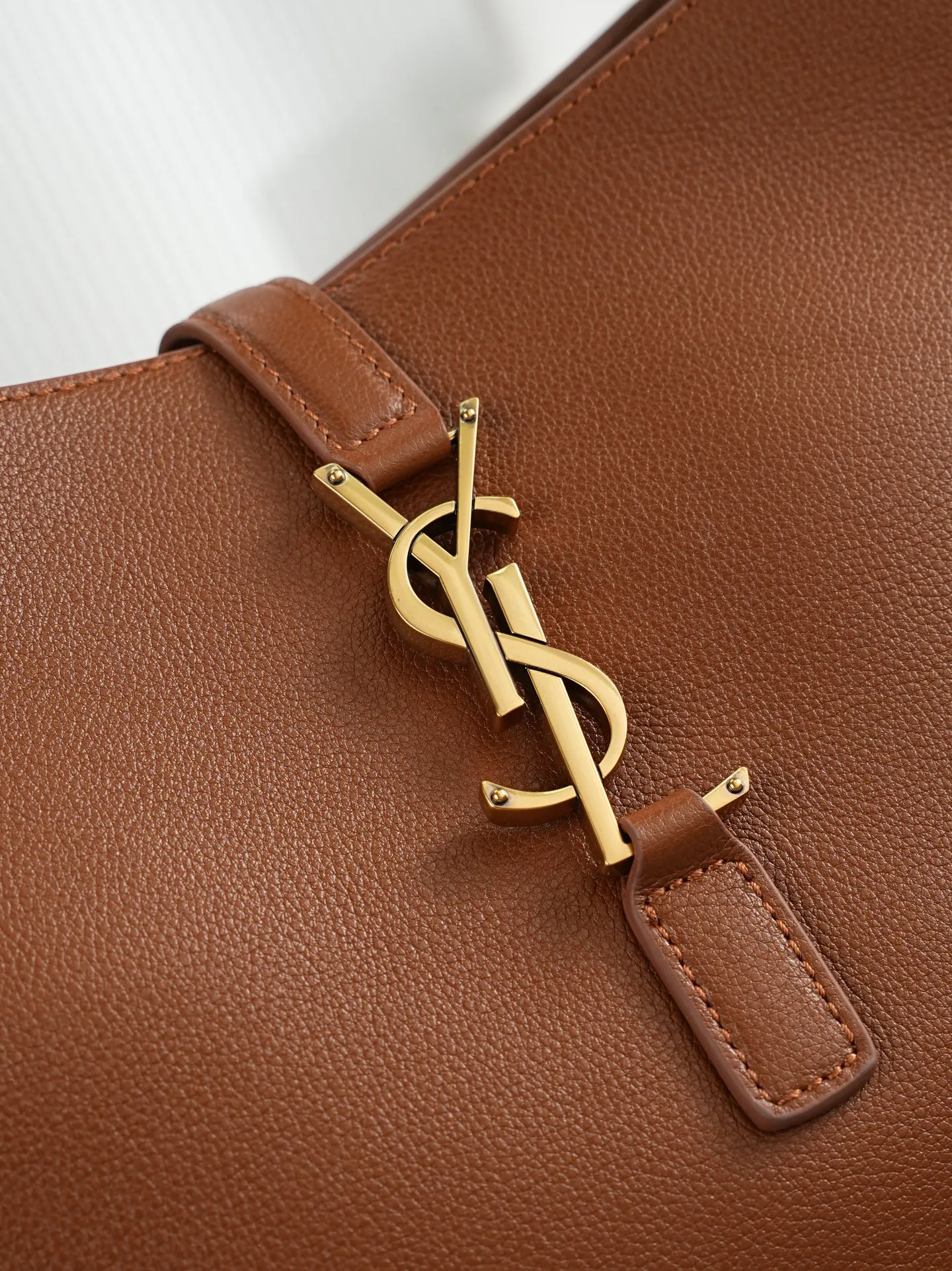 Women's Classic Handbags SAINT LAURENT 18004331