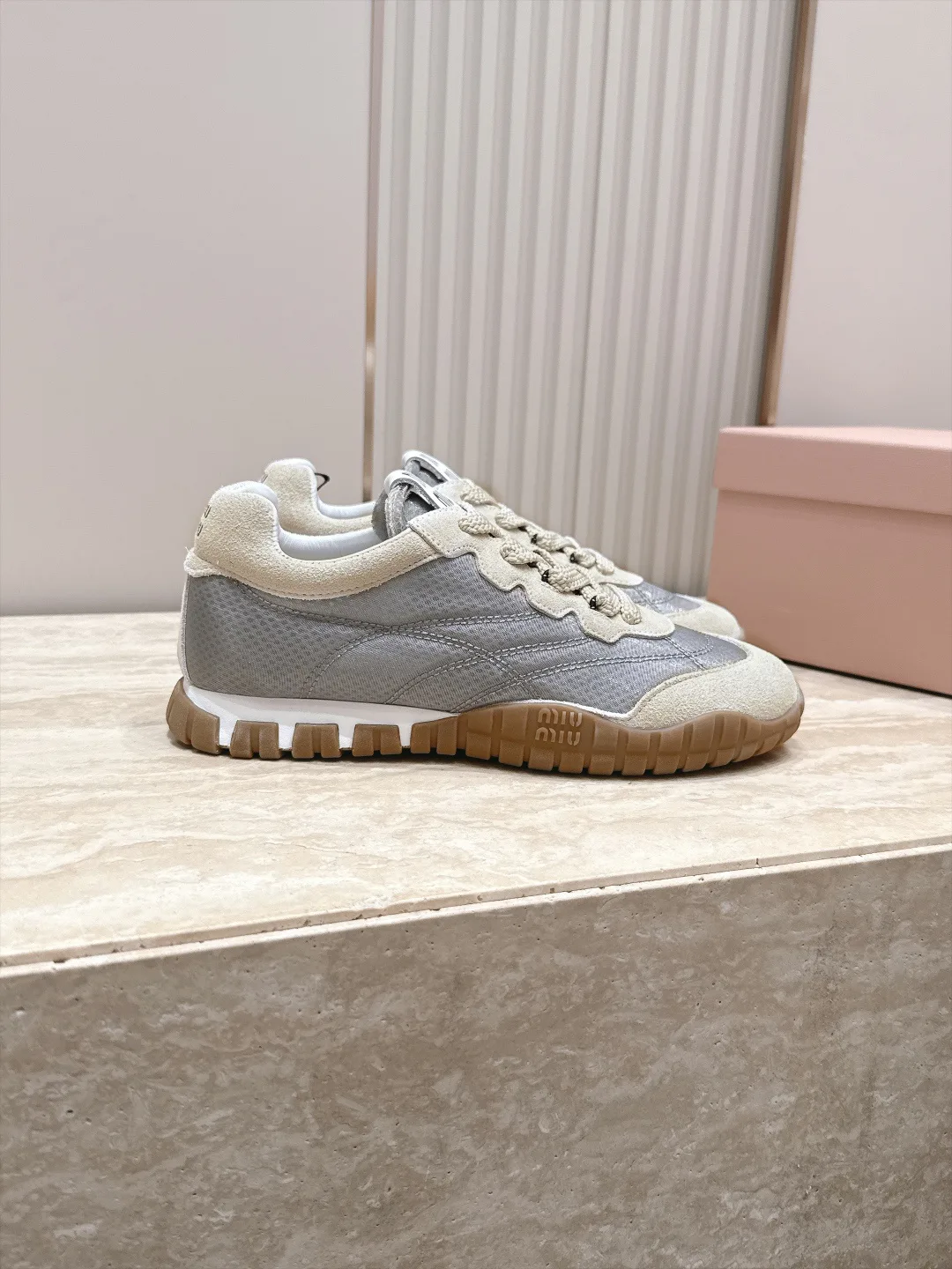 Women's Sneakers MIU MIU 18025620