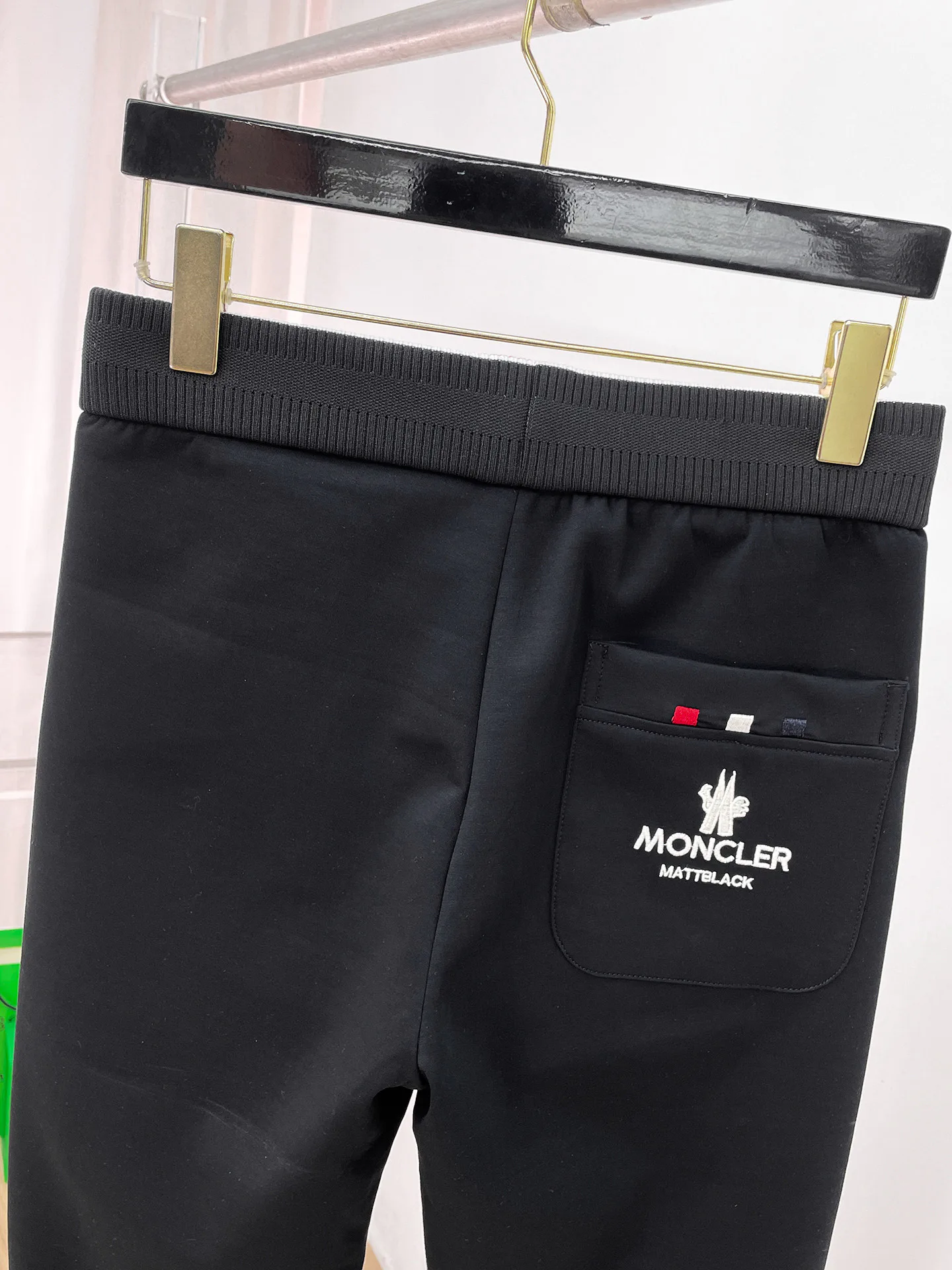Men's Trousers MONCLER 18399359