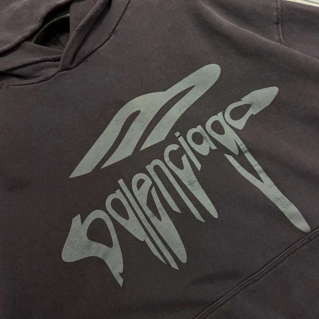 Men's Sweatshirts And Hoodies BALENCIAGA 17677746
