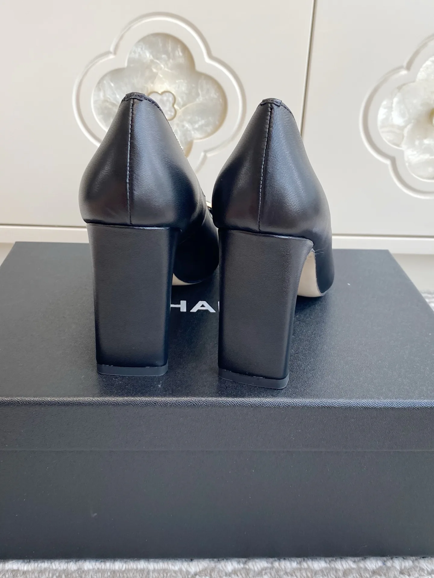 Women's Heels CHANEL 16869469