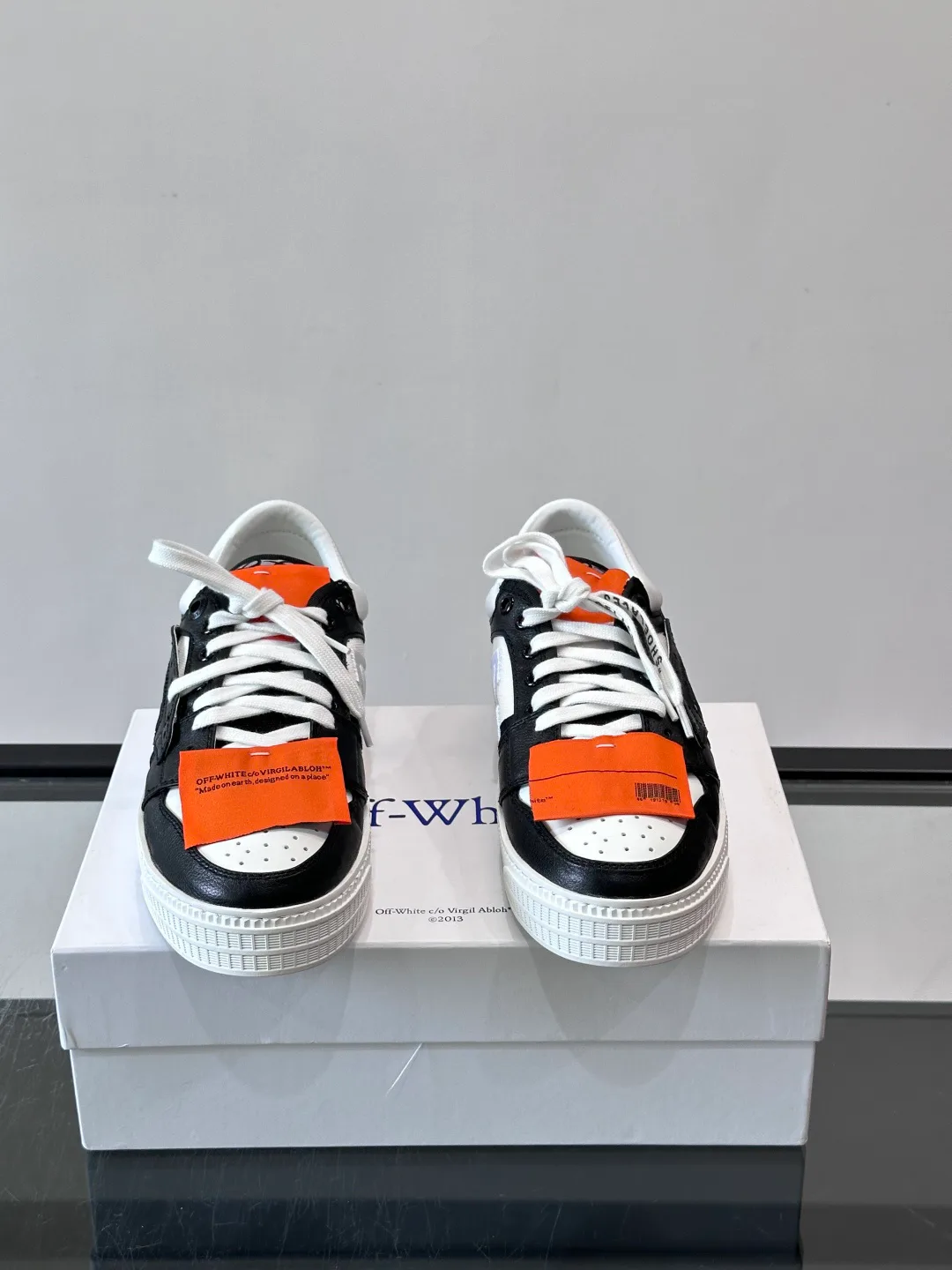 Women's Sneakers OFF-WHITE 18102422