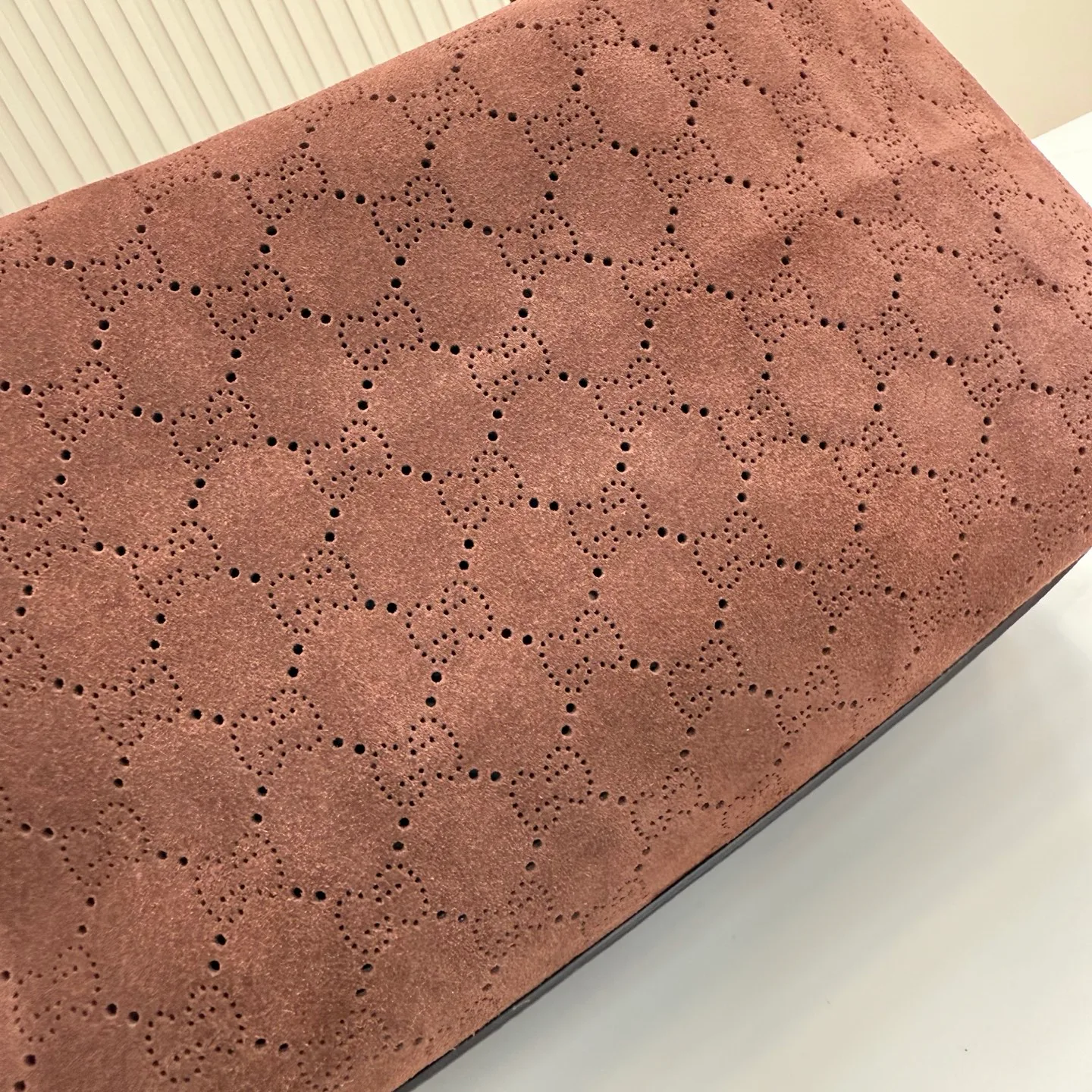 Классические Сумки Женские Gucci 18560385