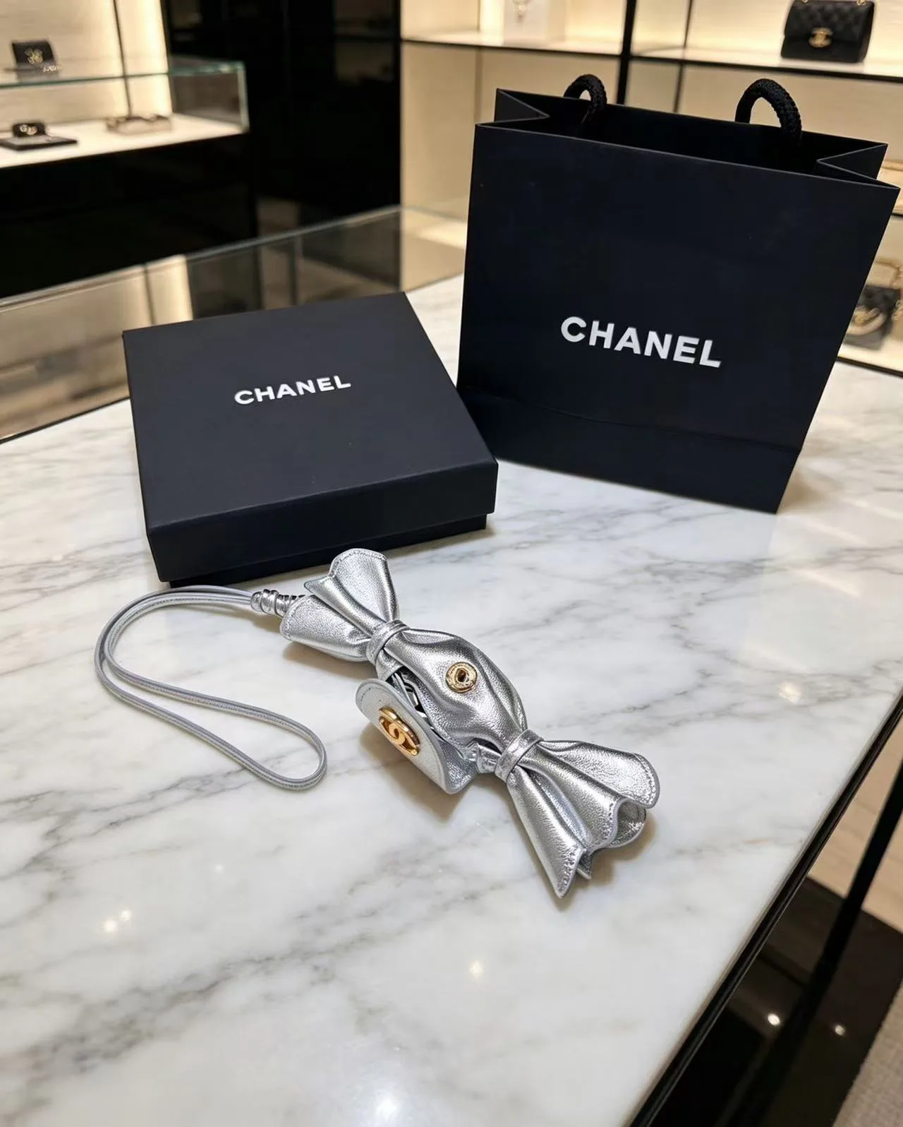 Key Cases CHANEL 18058727