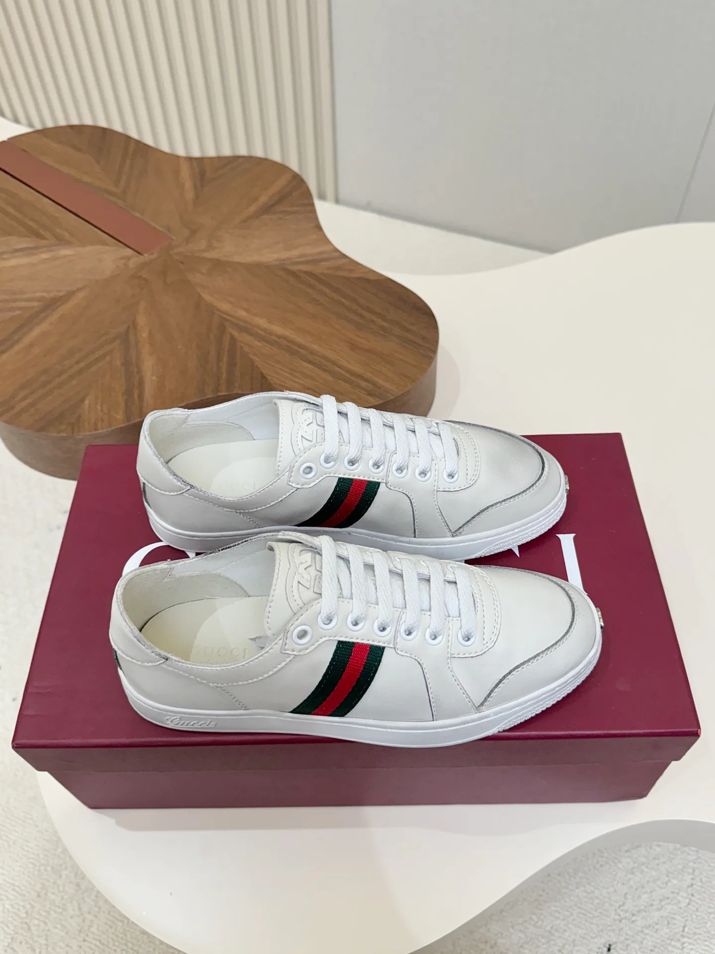Women's Sneakers GUCCI 17571664