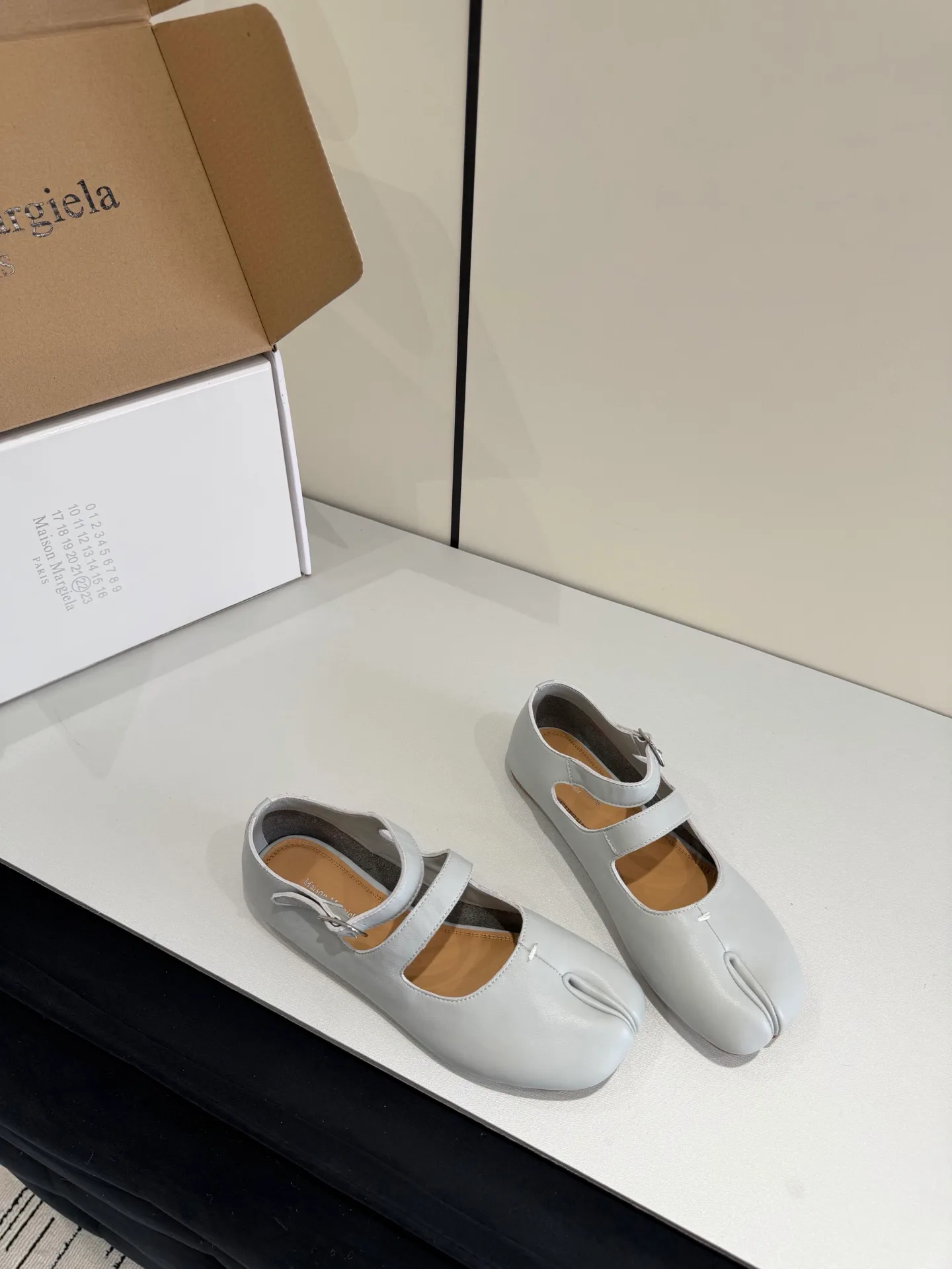 Women's Heels MAISON MARGIELA 17884336