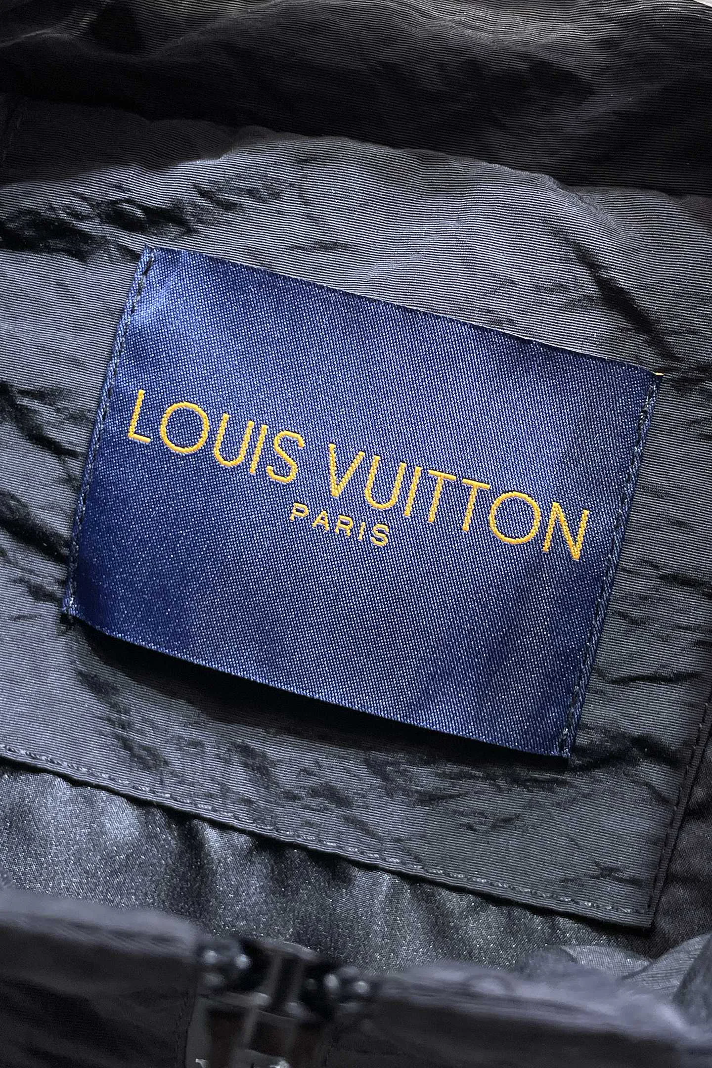 Men's Jackets And Down Jackets LOUIS VUITTON 17966710