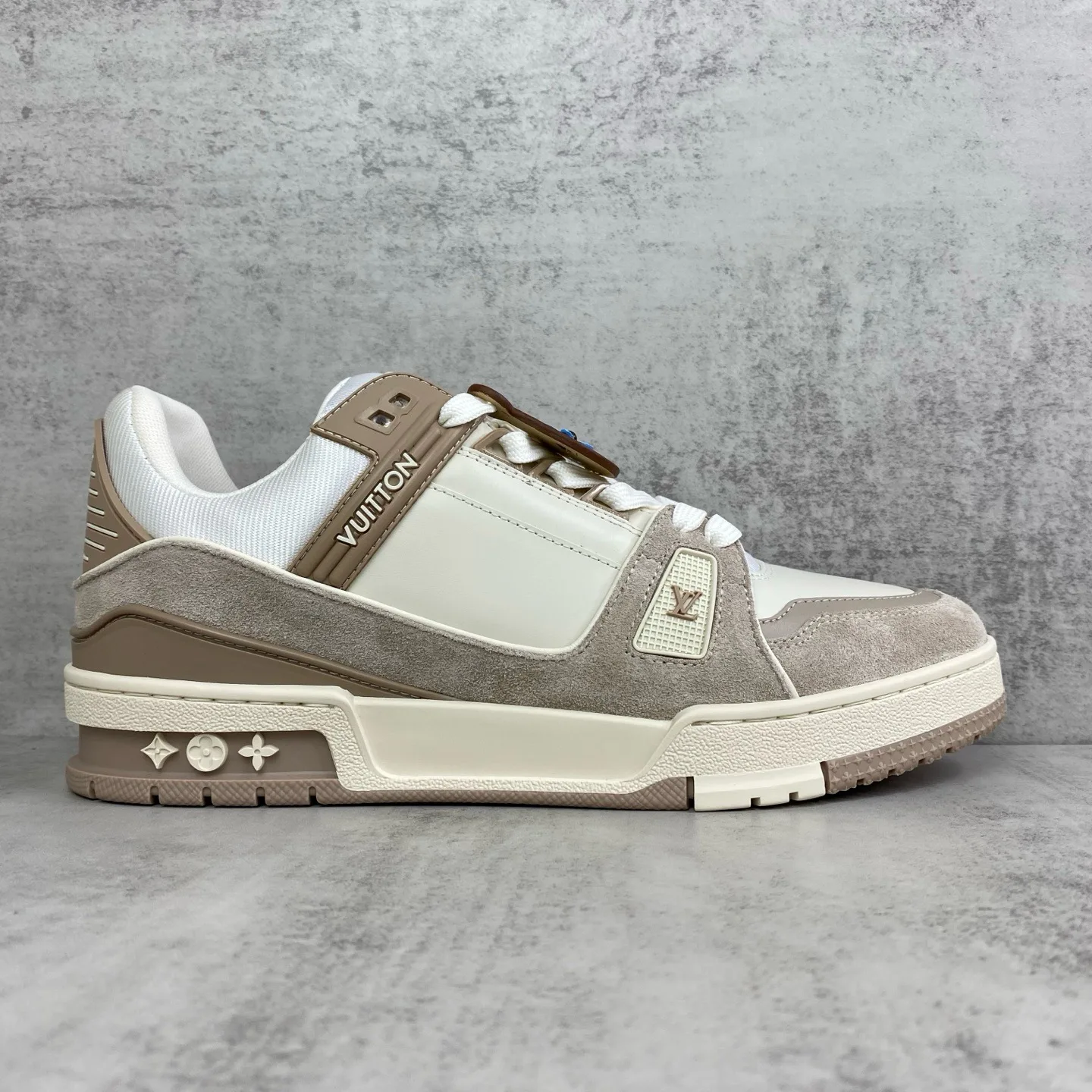 Women's Sneakers LOUIS VUITTON 17961751