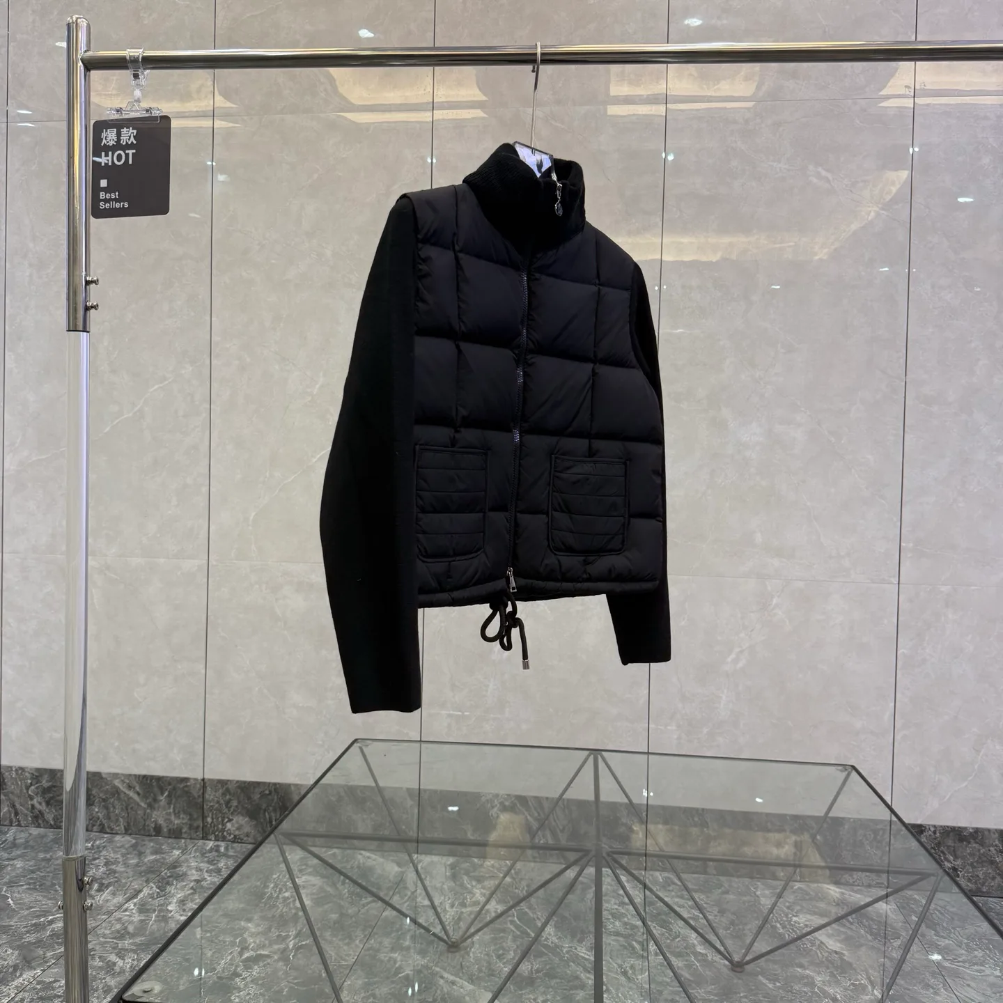 Куртки И Пуховики Женские Moncler 18615057
