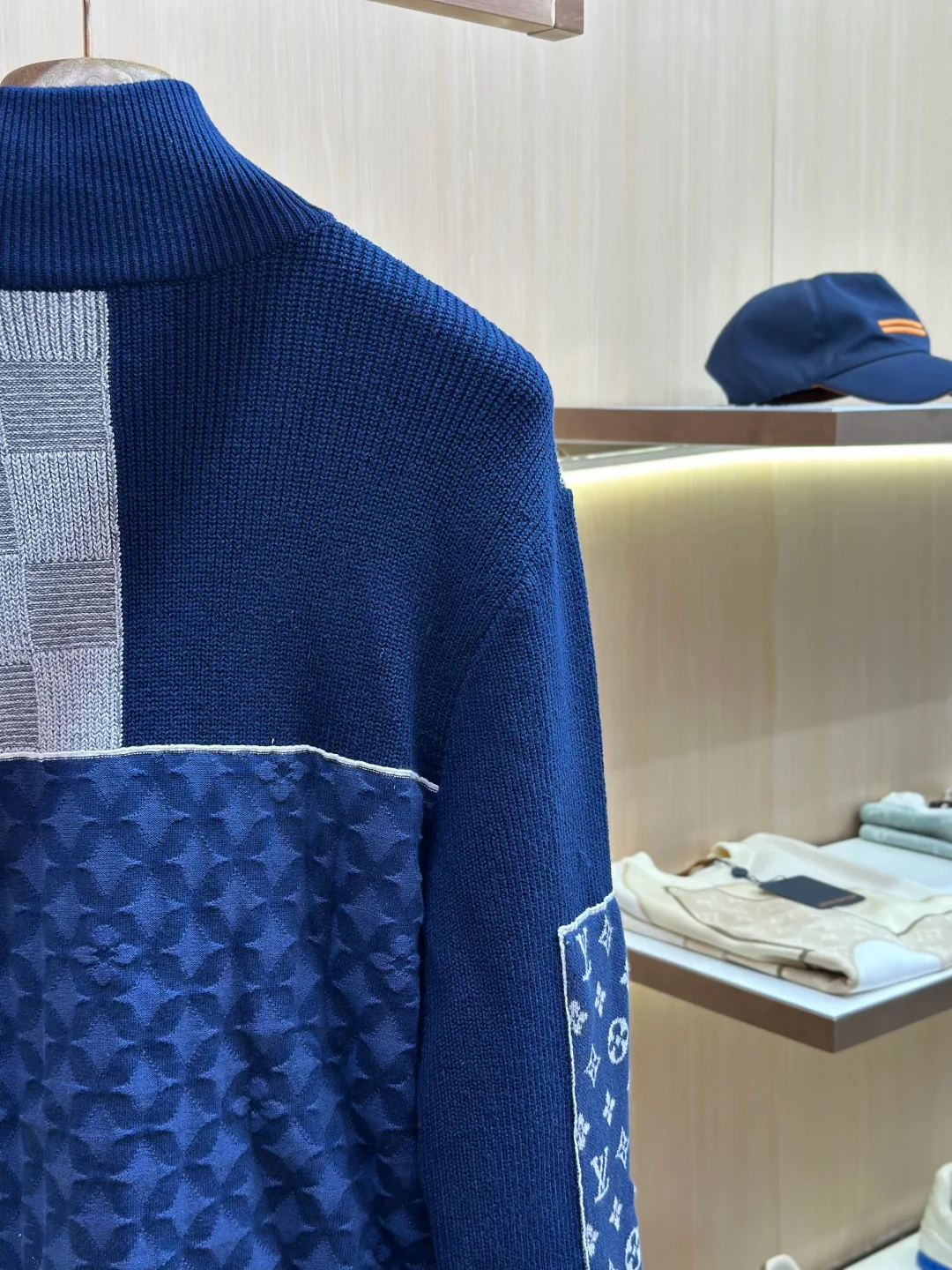 Men's Jackets And Down Jackets LOUIS VUITTON 18408266