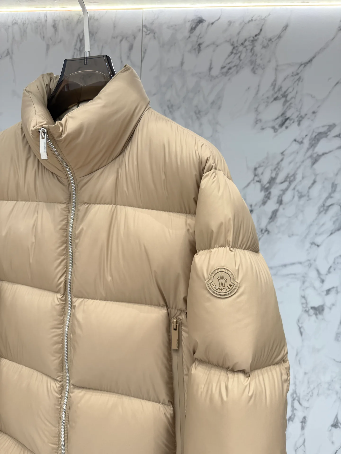 Men's Jackets And Down Jackets MONCLER 18279251