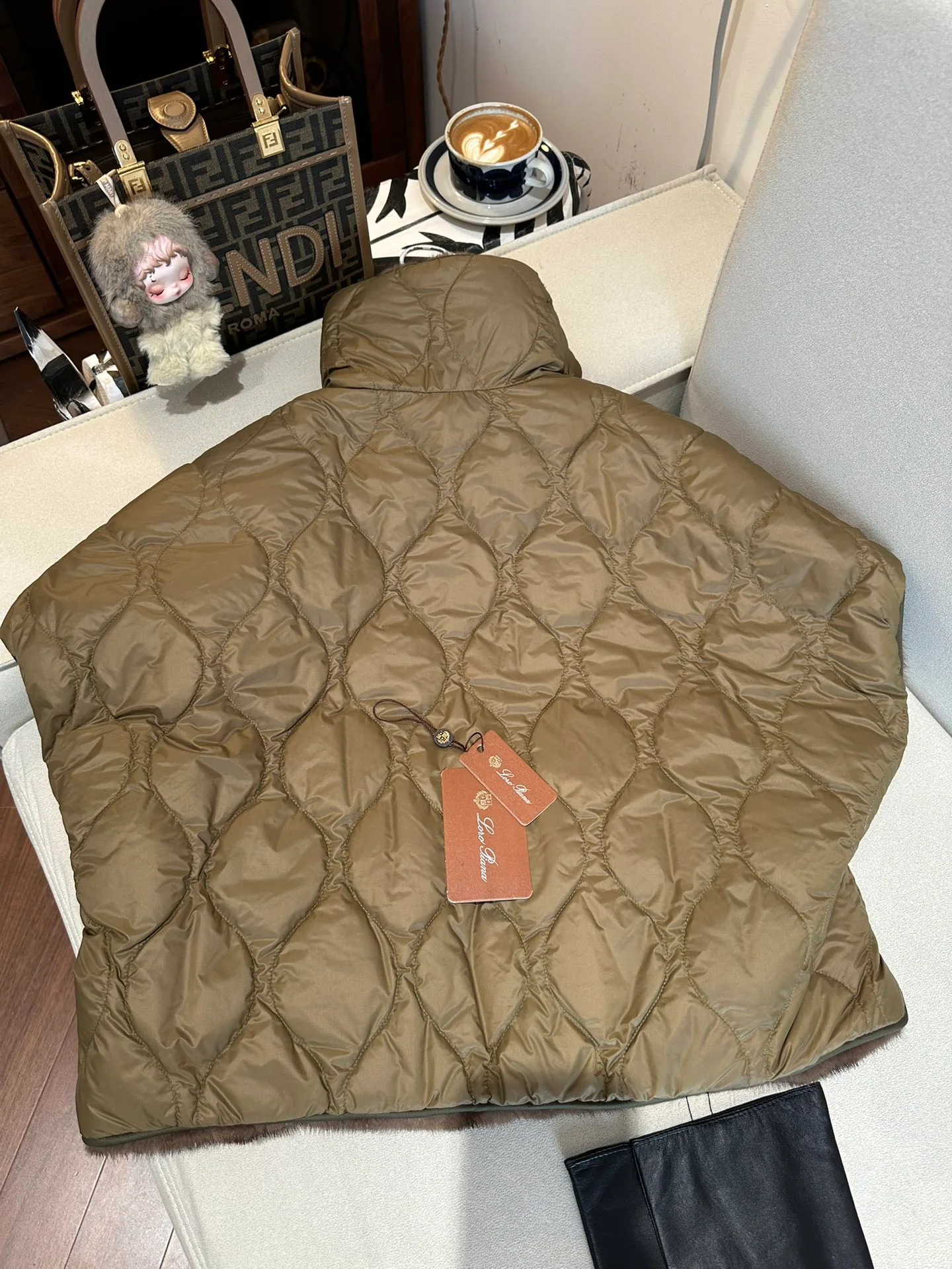 Women's Fur Coats LORO PIANA 18536036