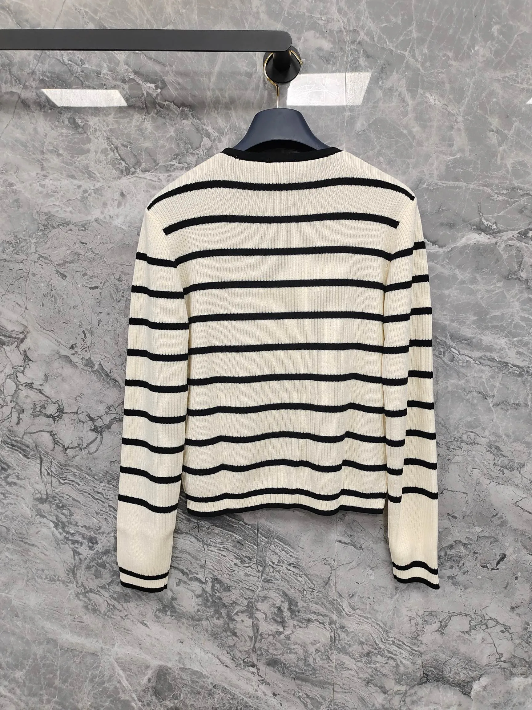 Women's Jumpers And Sweaters CHANEL 18337844