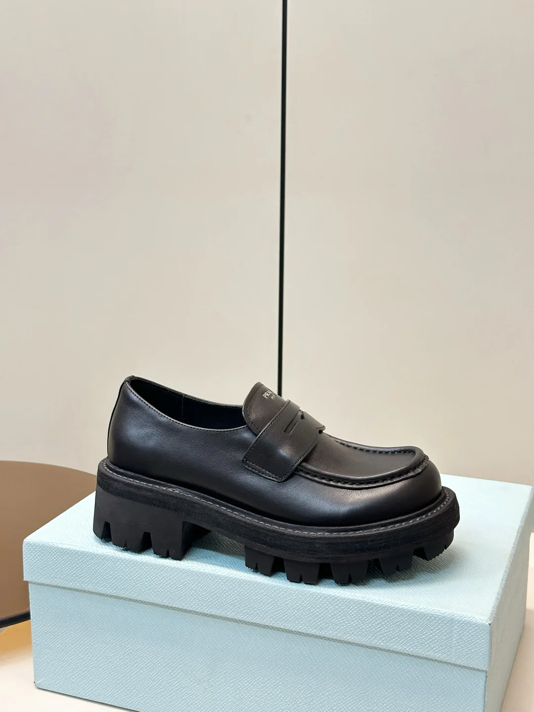 Women's Loafers And Moccasins PRADA 18139348