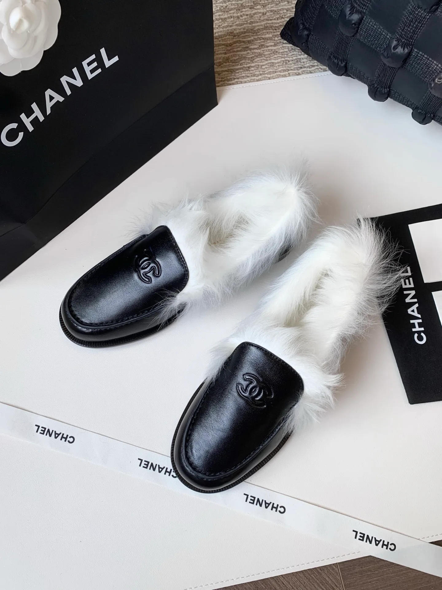 Women's Loafers And Moccasins CHANEL 18424300