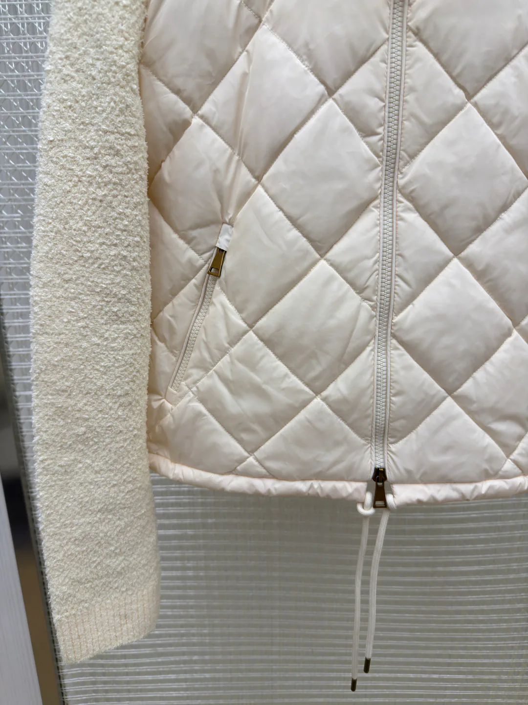 Куртки И Пуховики Мужские Moncler 18558885