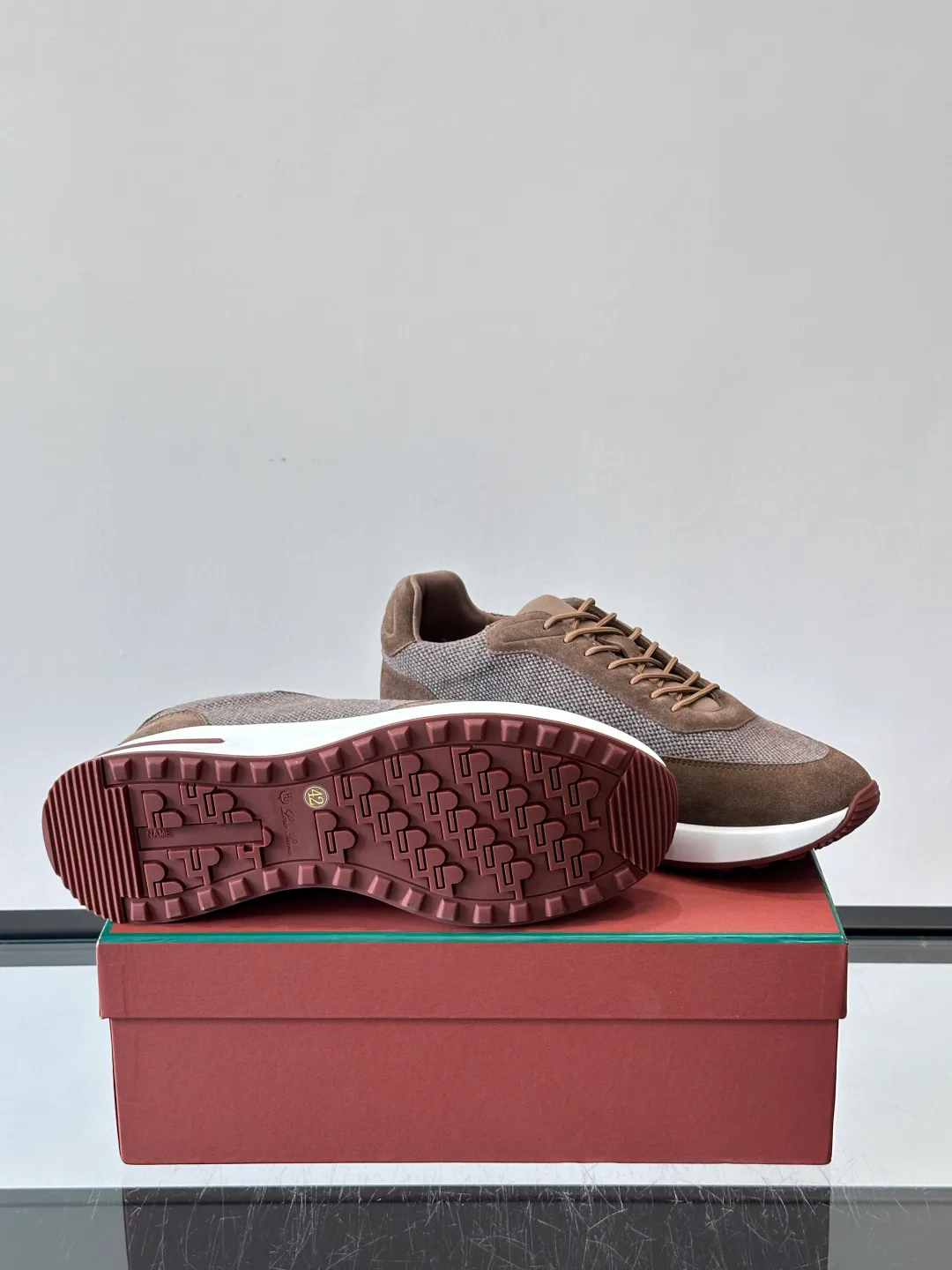Men's Sneakers LORO PIANA 17730619