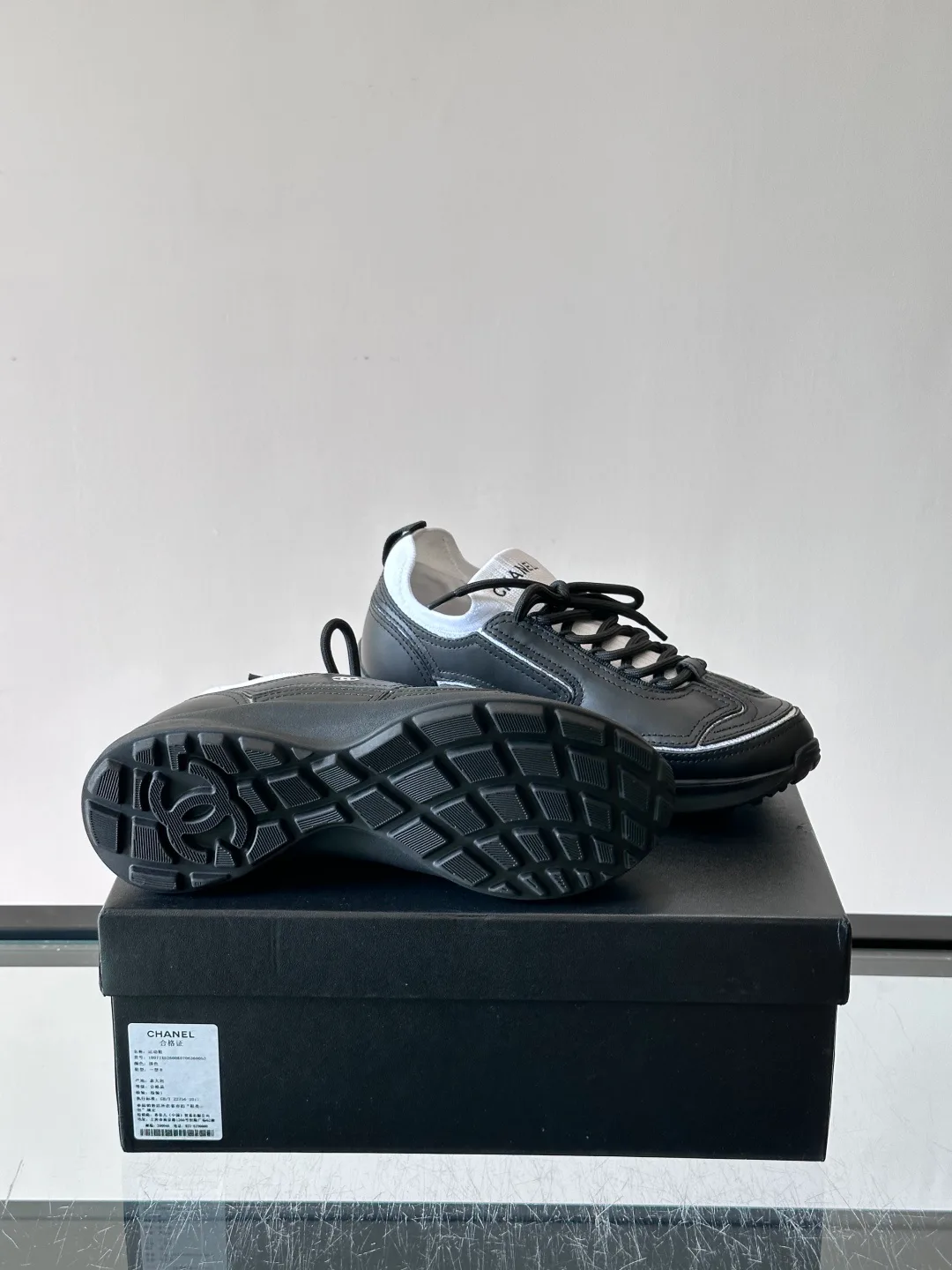 Women's Sneakers CHANEL 17982758