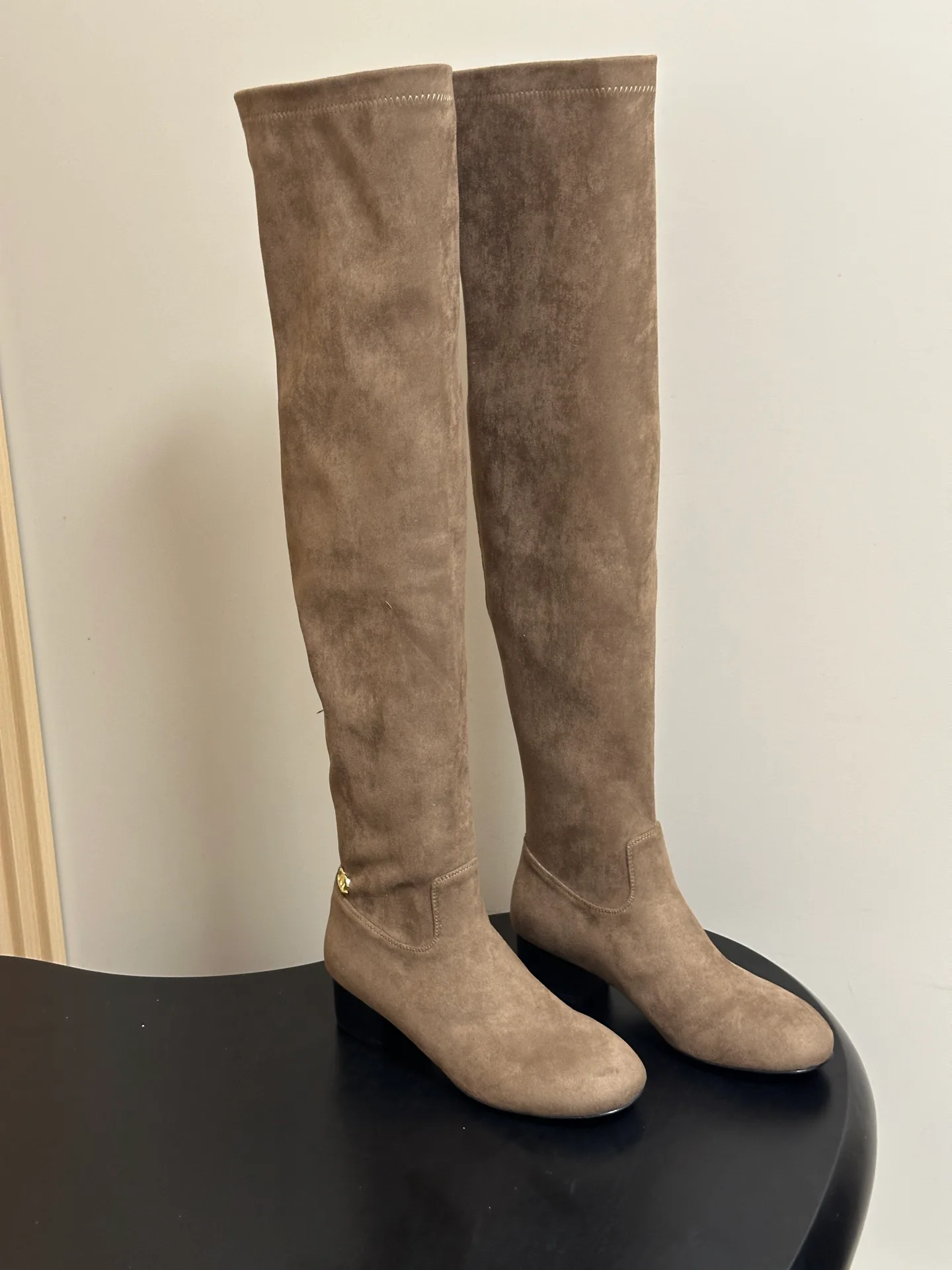Women's Boots CHANEL 18049177