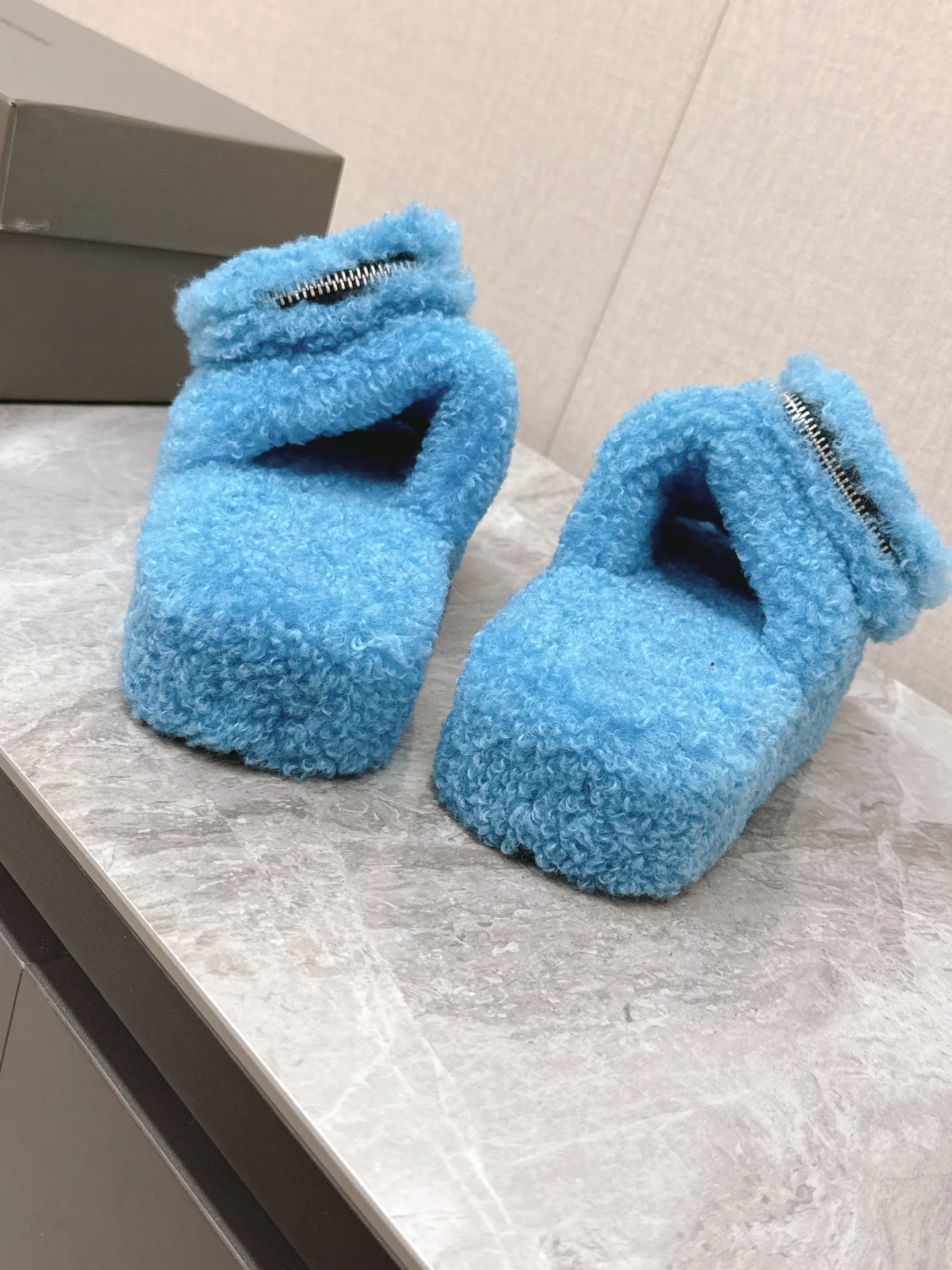 Women's Slippers BALENCIAGA 18419421