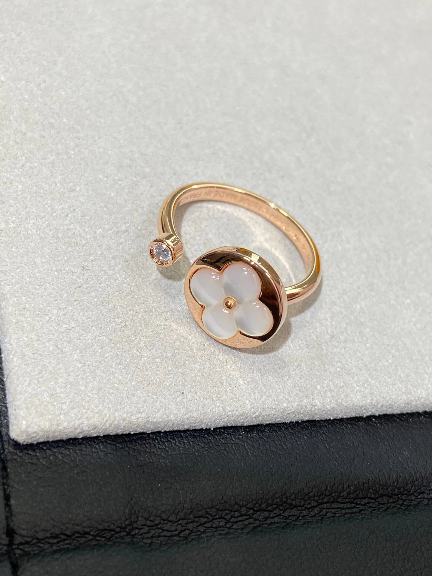 Jewelry LOUIS VUITTON 17819339
