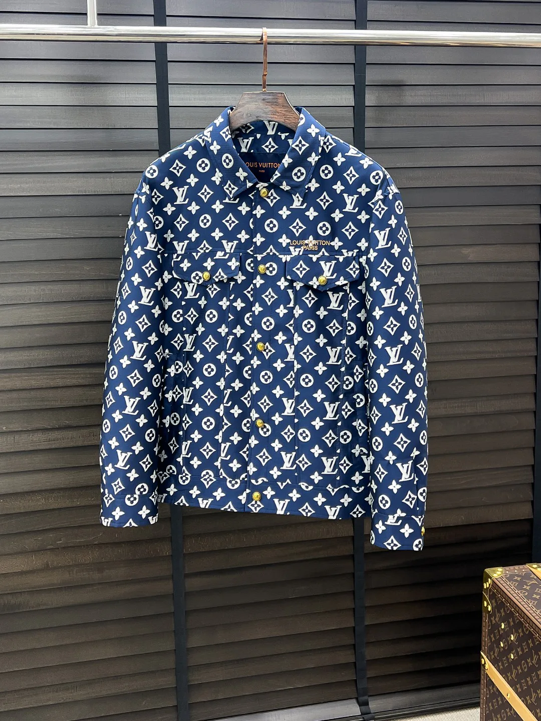 Men's Jackets And Down Jackets LOUIS VUITTON 17924227