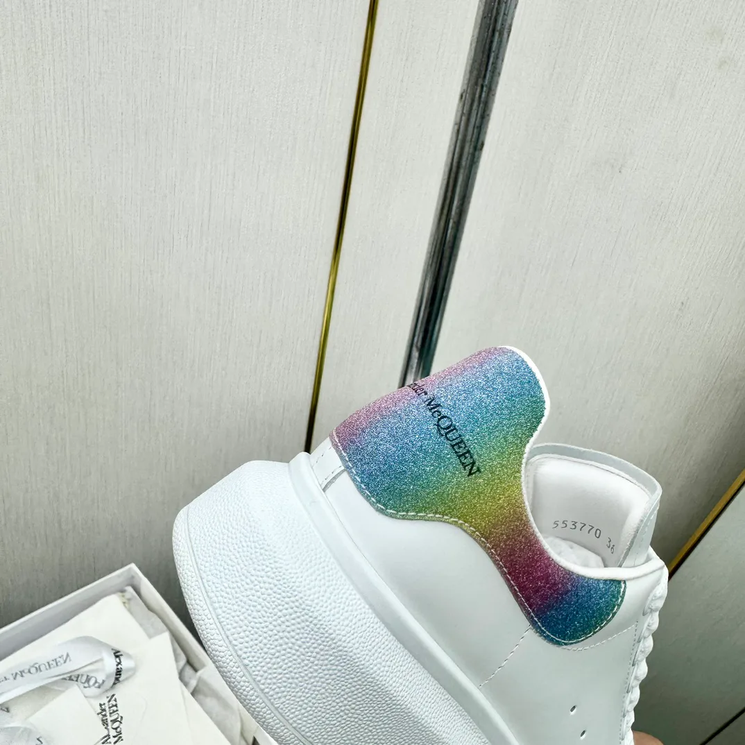 Women's Sneakers ALEXANDER MCQUEEN 18011234