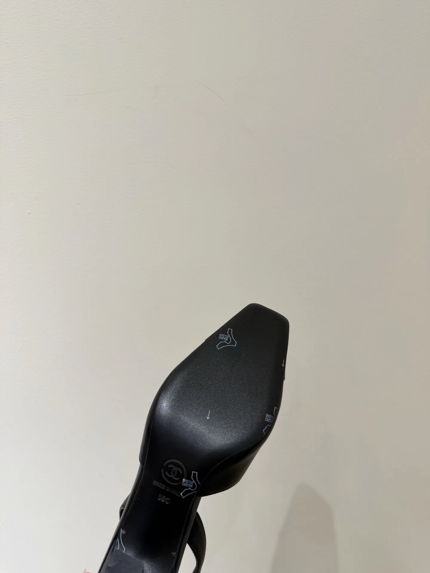 Women's Heels CHANEL 18080020